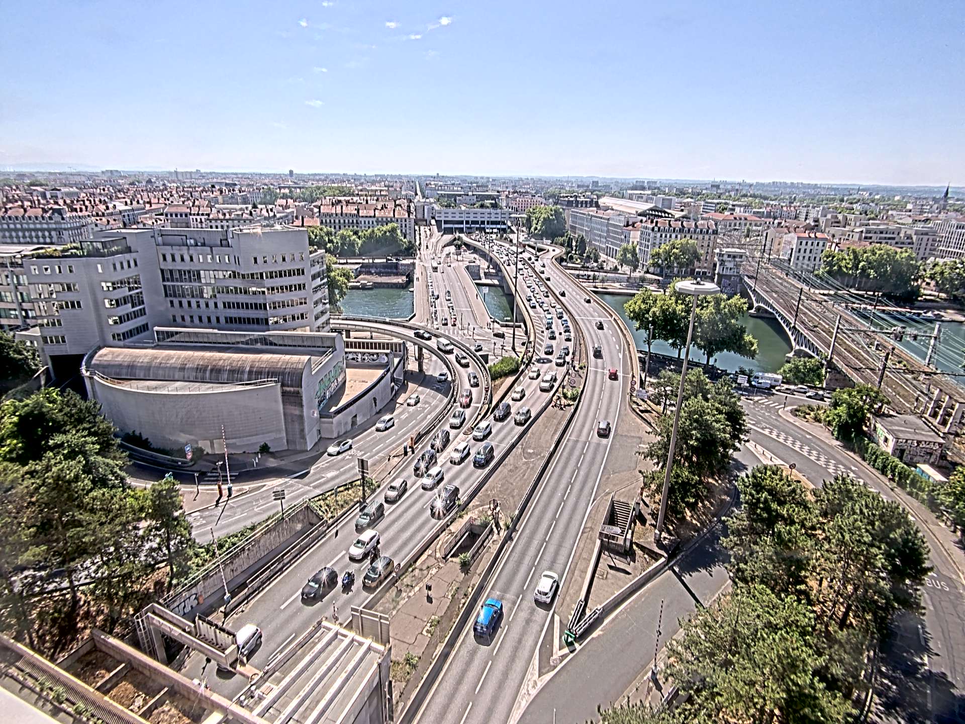 Caméra autoroute à Lyon Perrache à l'entrée Sud du Tunnel sous Fourvière, en direction de Marseille