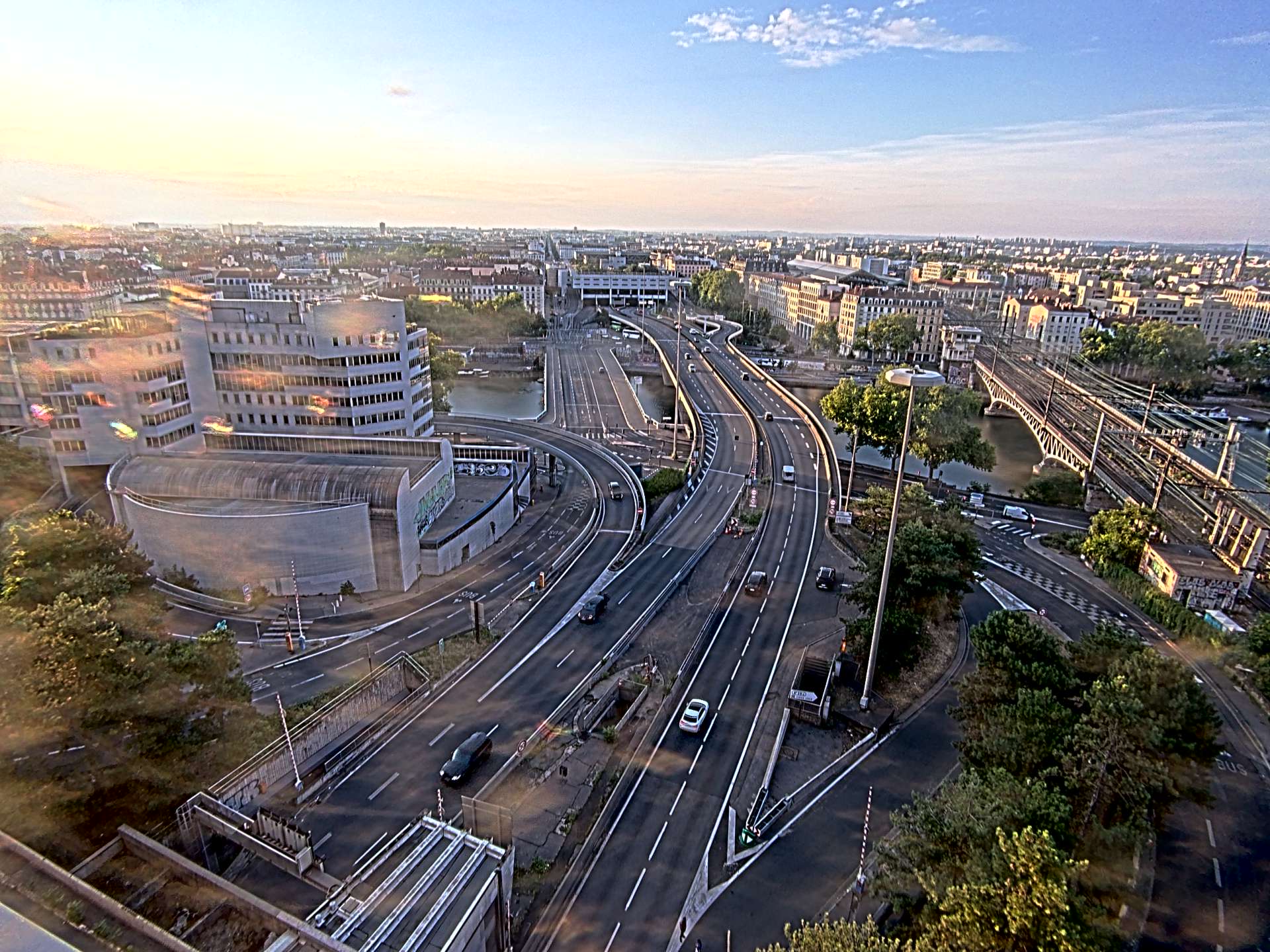 Caméra autoroute à Lyon Perrache à l'entrée Sud du Tunnel sous Fourvière, en direction de Marseille