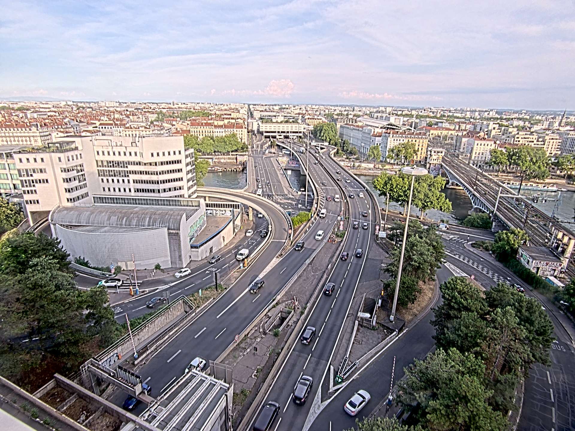 Caméra autoroute à Lyon Perrache à l'entrée Sud du Tunnel sous Fourvière, en direction de Marseille
