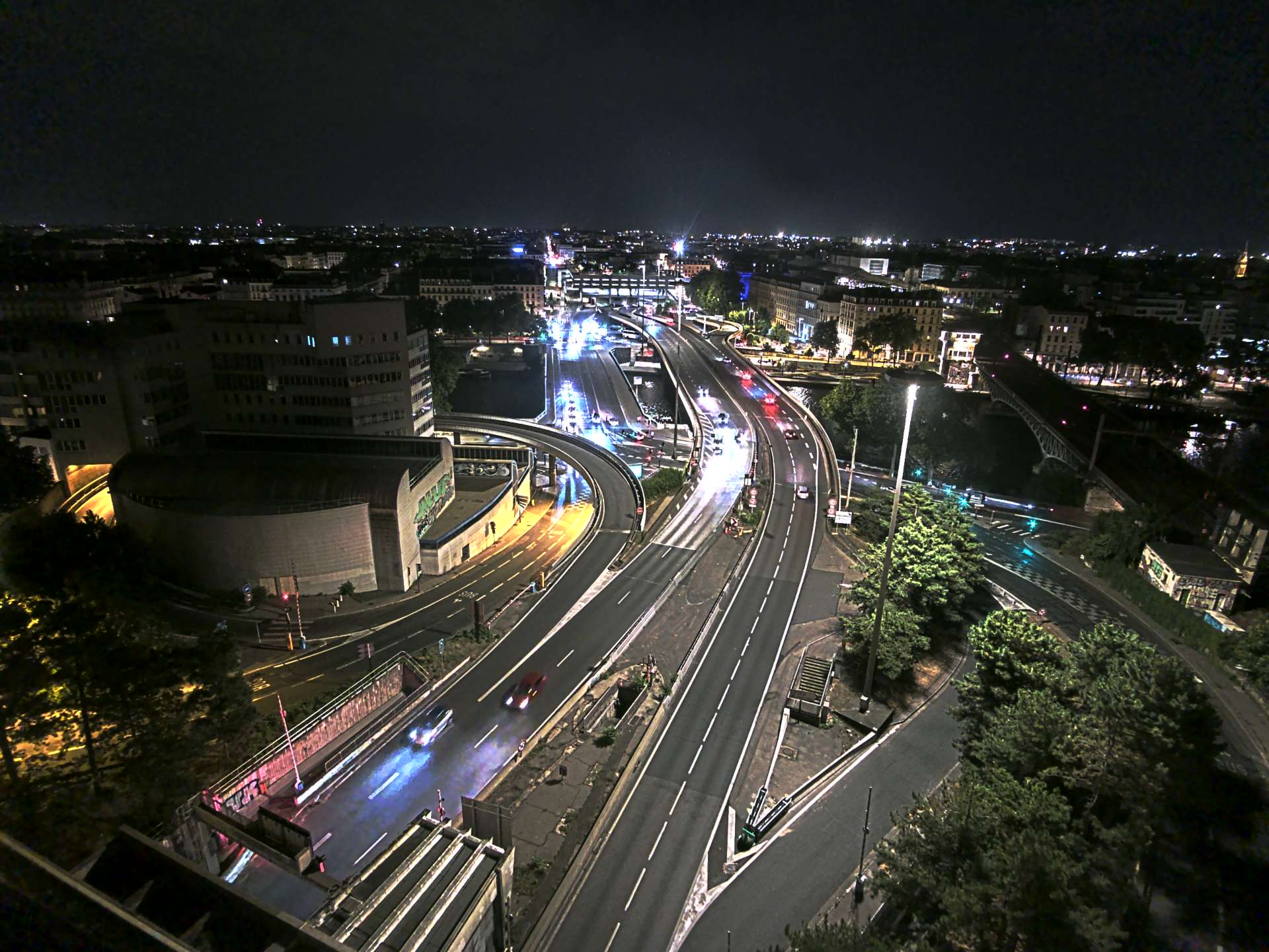 Caméra autoroute à Lyon Perrache à l'entrée Sud du Tunnel sous Fourvière, en direction de Marseille