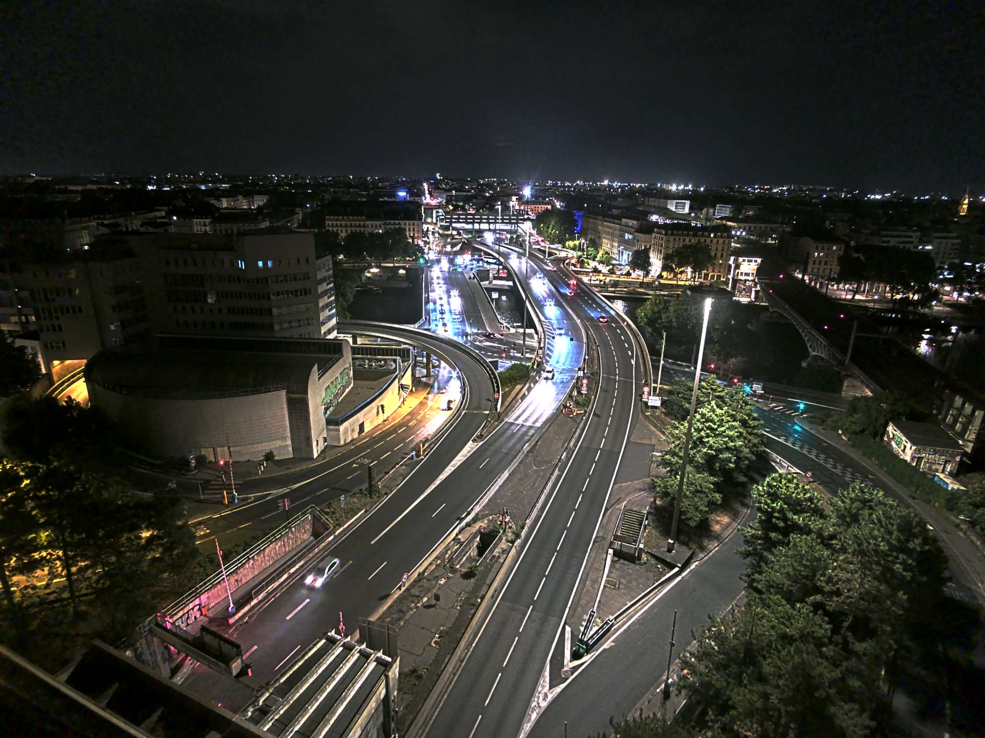 Caméra autoroute à Lyon Perrache à l'entrée Sud du Tunnel sous Fourvière, en direction de Marseille