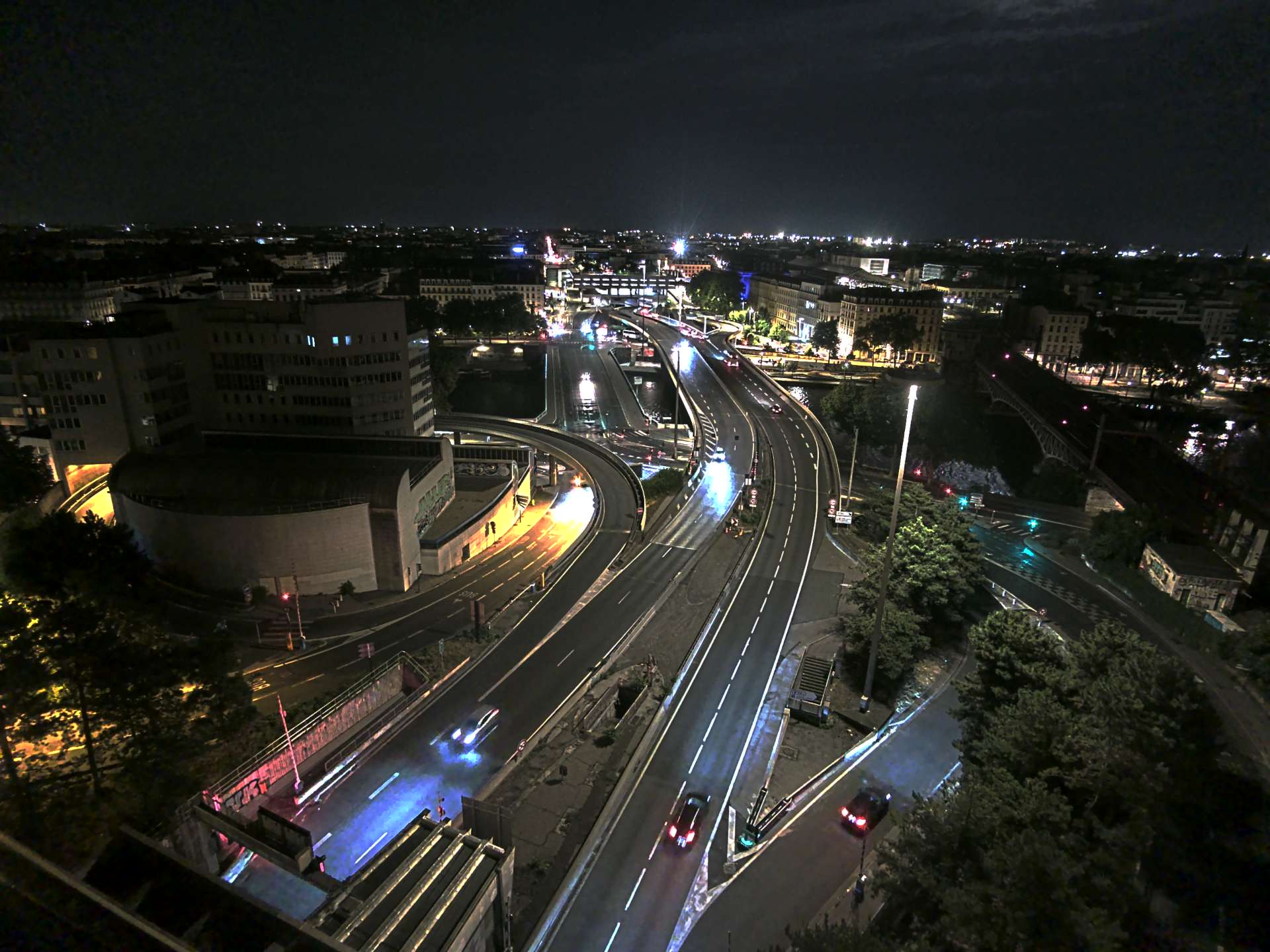 Caméra autoroute à Lyon Perrache à l'entrée Sud du Tunnel sous Fourvière, en direction de Marseille