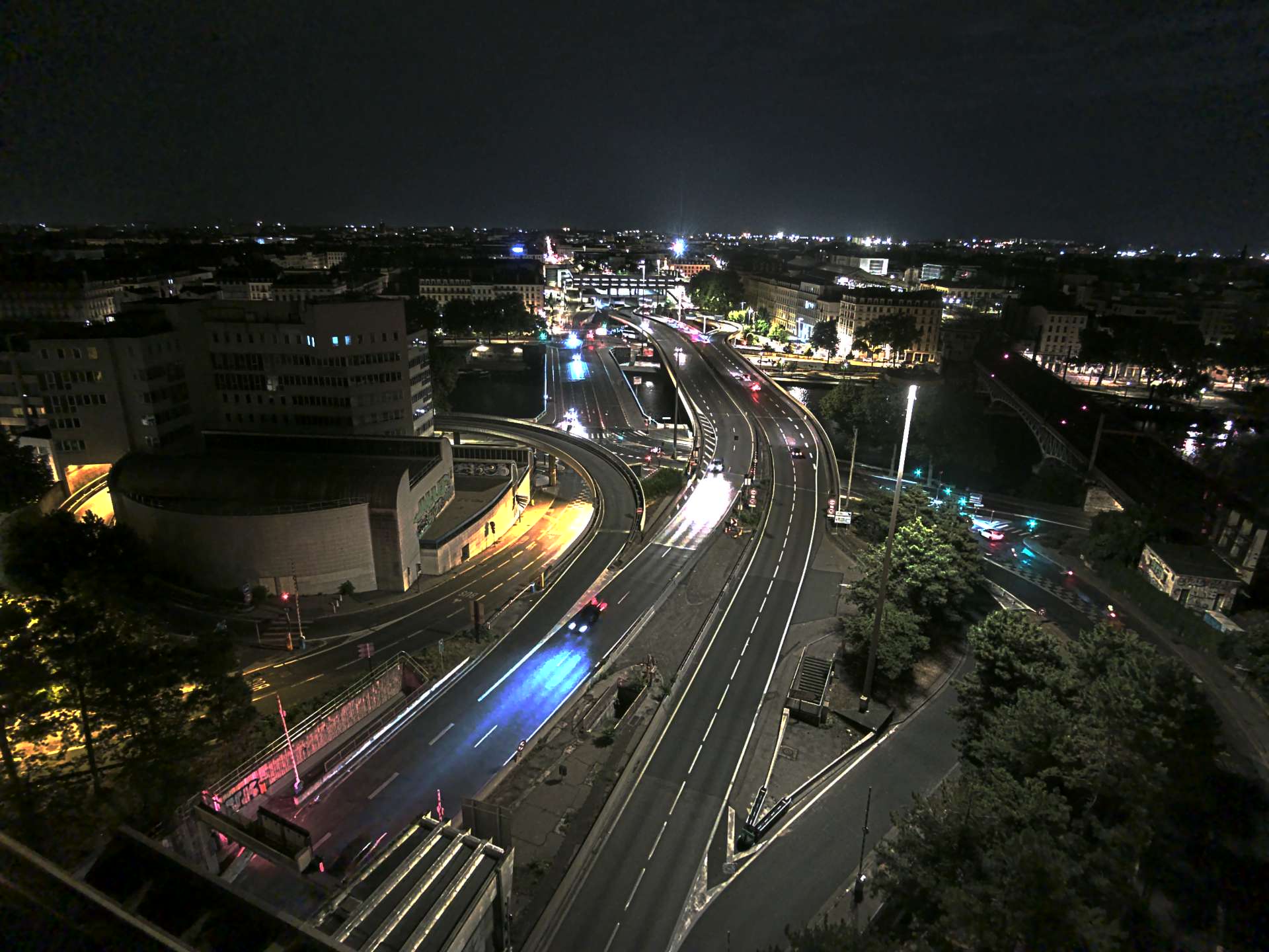 Caméra autoroute à Lyon Perrache à l'entrée Sud du Tunnel sous Fourvière, en direction de Marseille