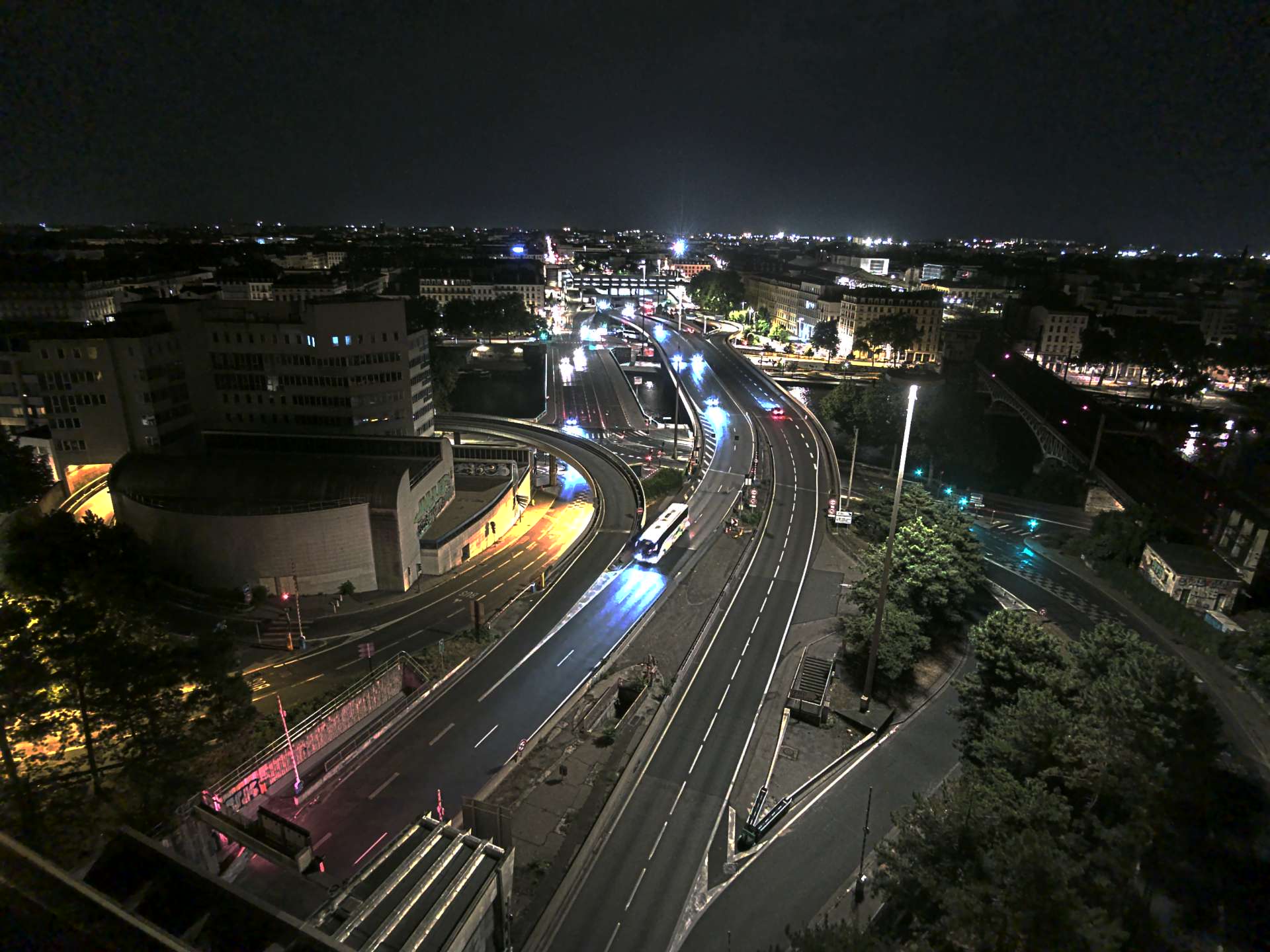 Caméra autoroute à Lyon Perrache à l'entrée Sud du Tunnel sous Fourvière, en direction de Marseille
