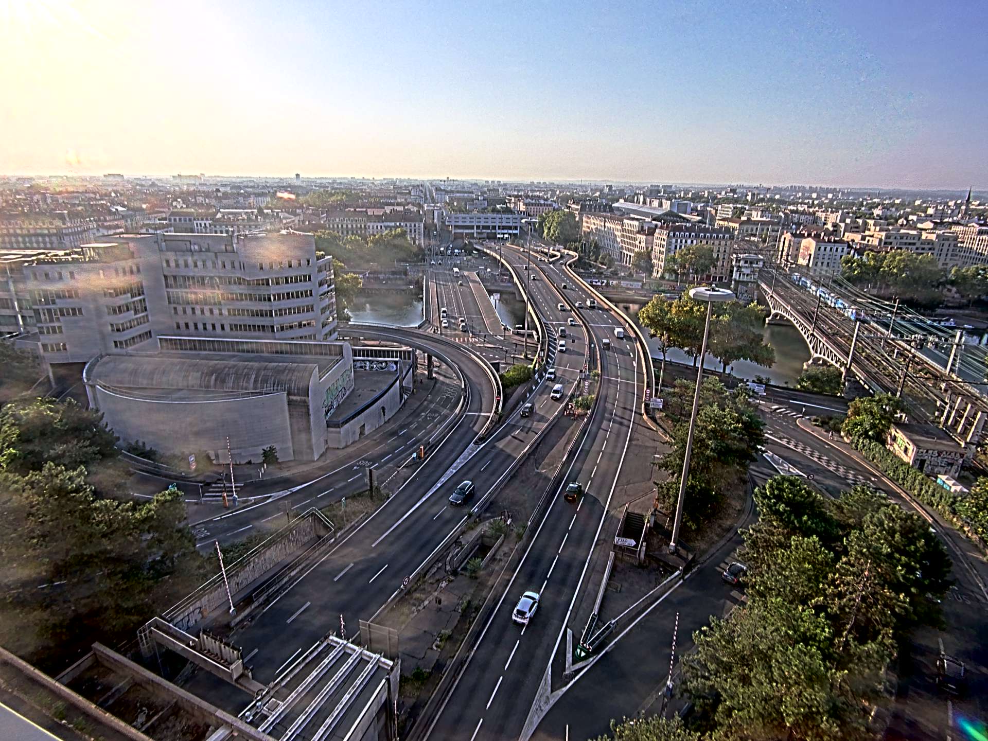 Caméra autoroute à Lyon Perrache à l'entrée Sud du Tunnel sous Fourvière, en direction de Marseille