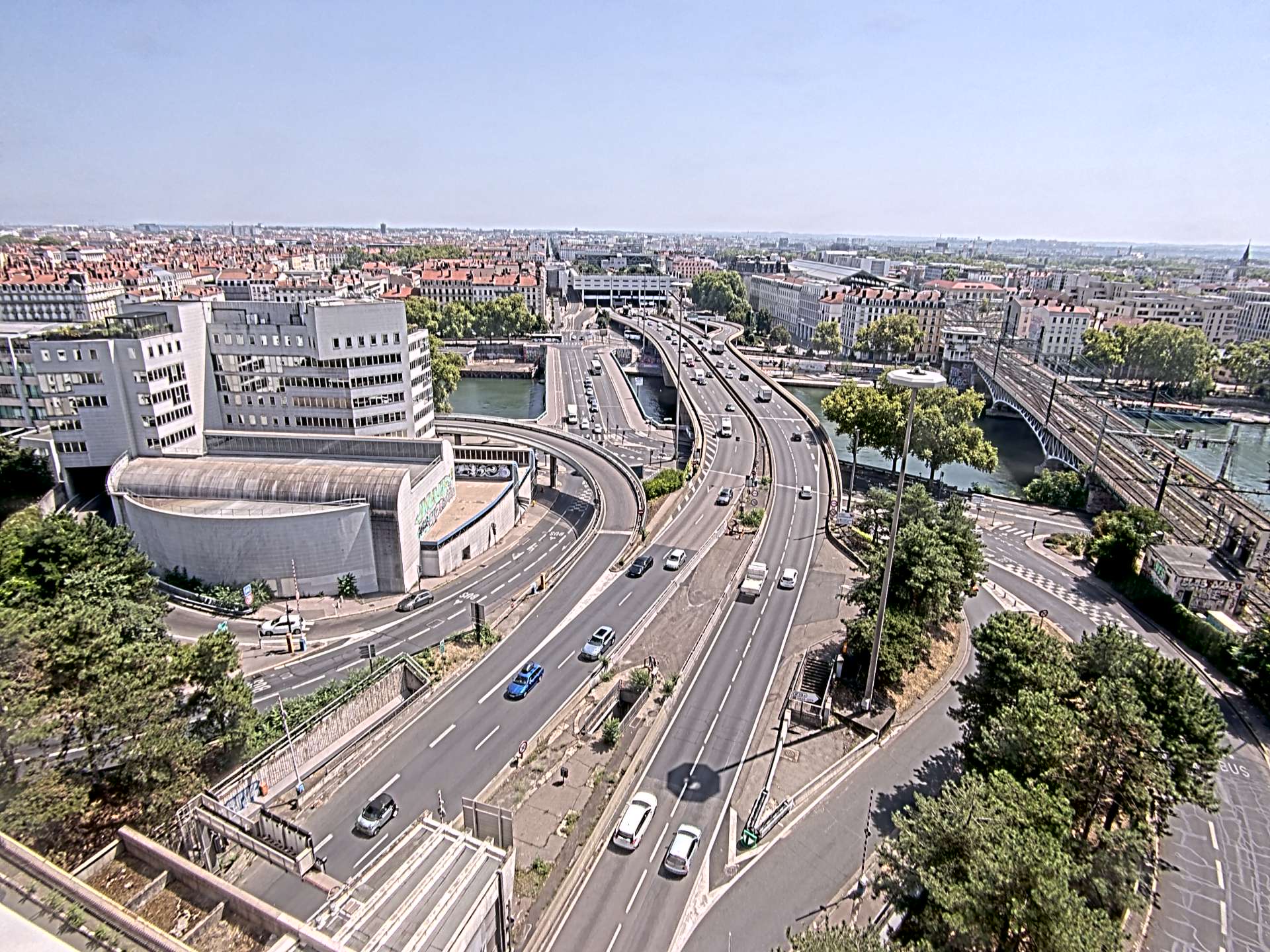 Caméra autoroute à Lyon Perrache à l'entrée Sud du Tunnel sous Fourvière, en direction de Marseille