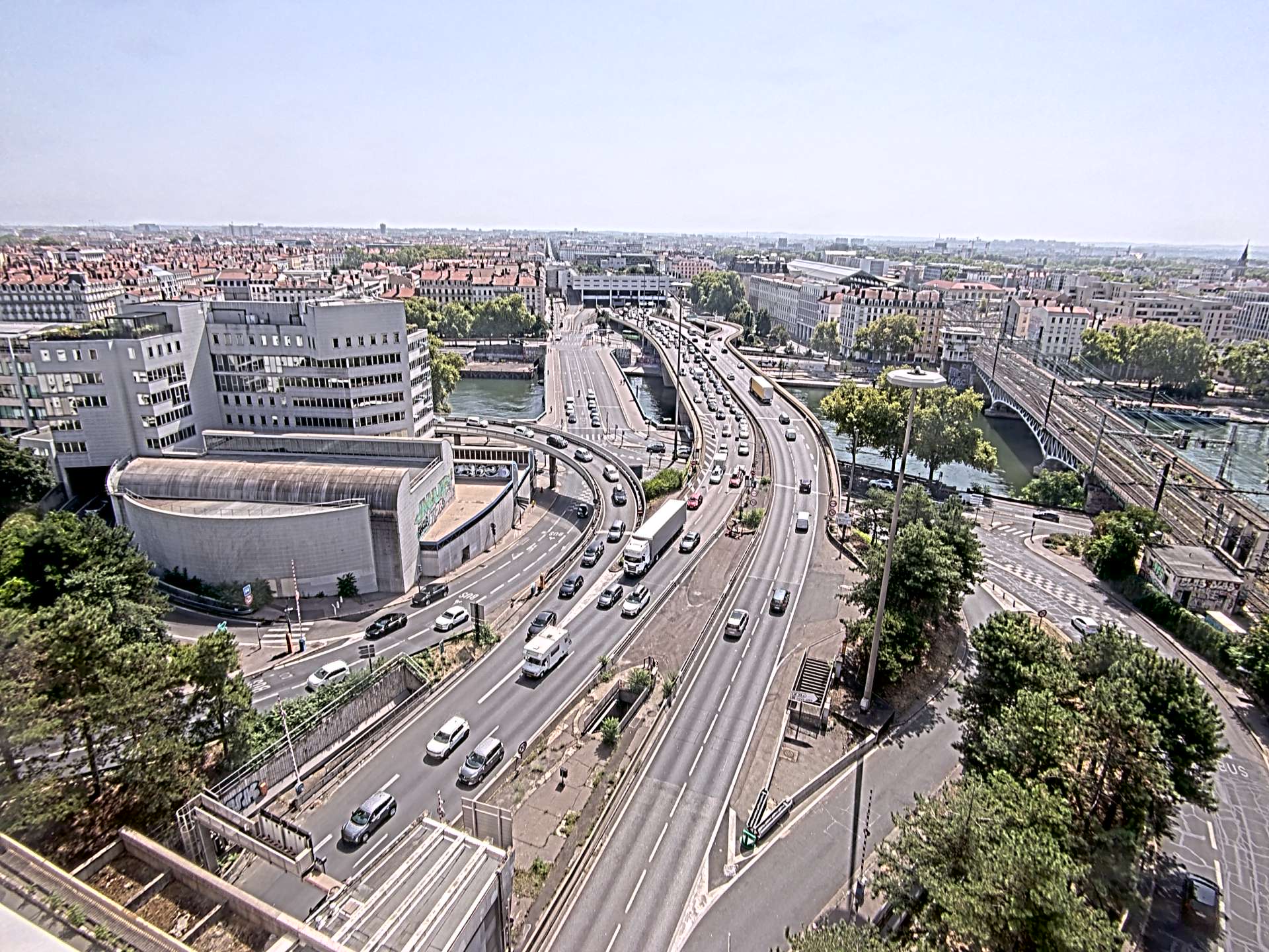 Caméra autoroute à Lyon Perrache à l'entrée Sud du Tunnel sous Fourvière, en direction de Marseille