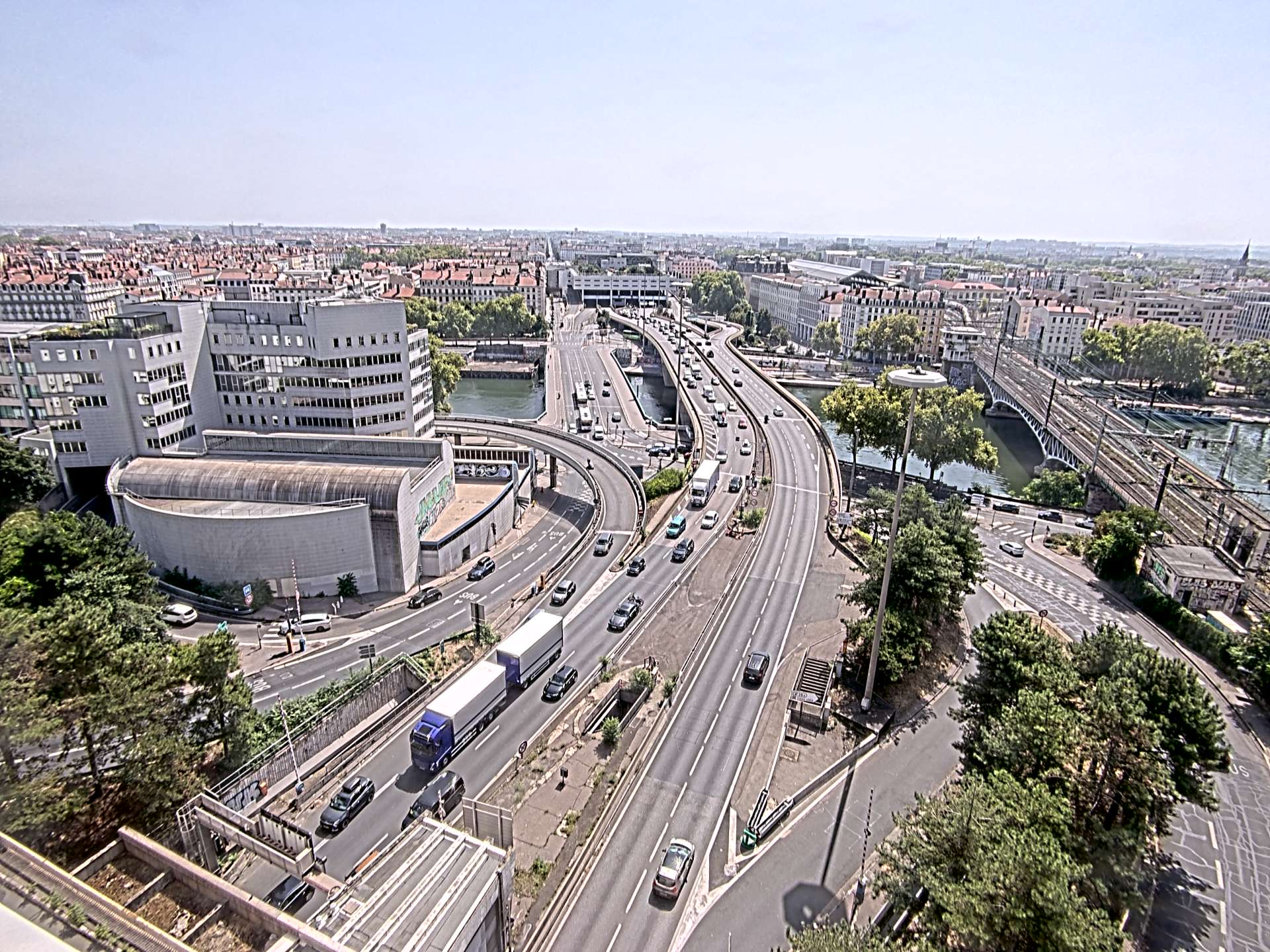 Caméra autoroute à Lyon Perrache à l'entrée Sud du Tunnel sous Fourvière, en direction de Marseille