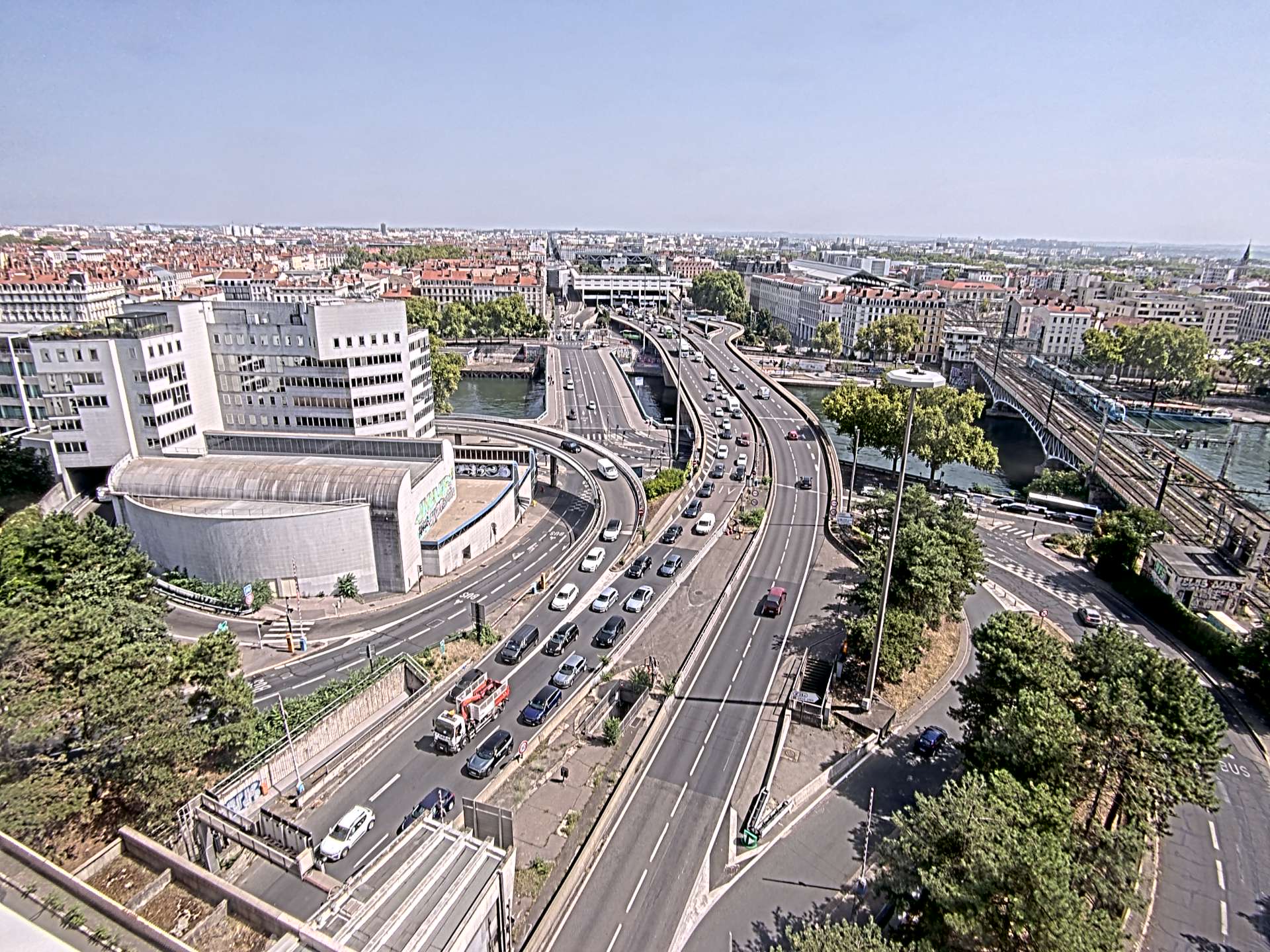 Caméra autoroute à Lyon Perrache à l'entrée Sud du Tunnel sous Fourvière, en direction de Marseille