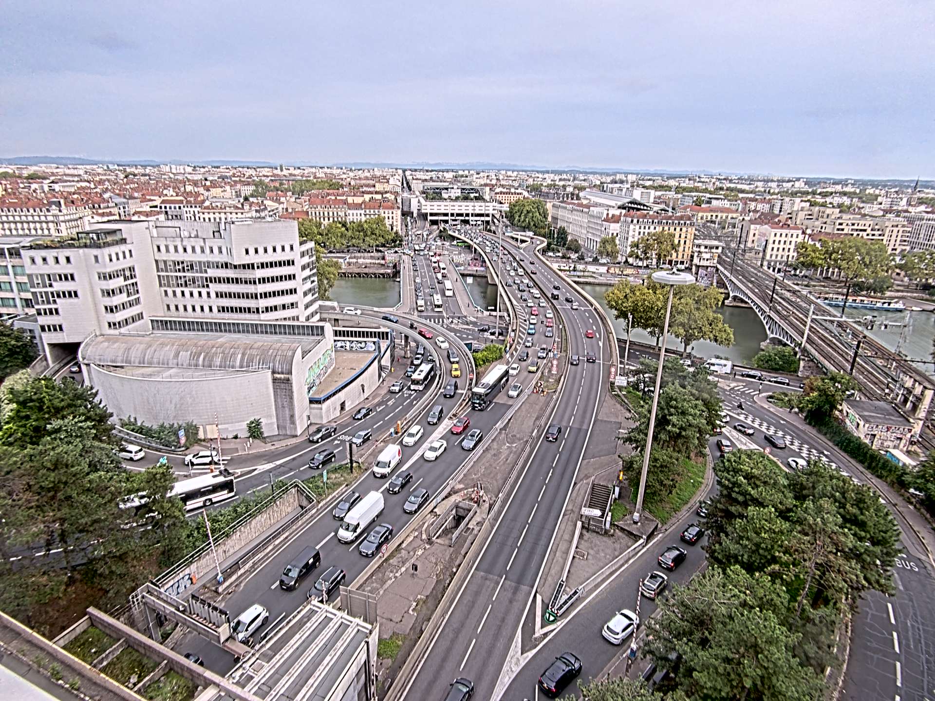 Caméra autoroute à Lyon Perrache à l'entrée Sud du Tunnel sous Fourvière, en direction de Marseille