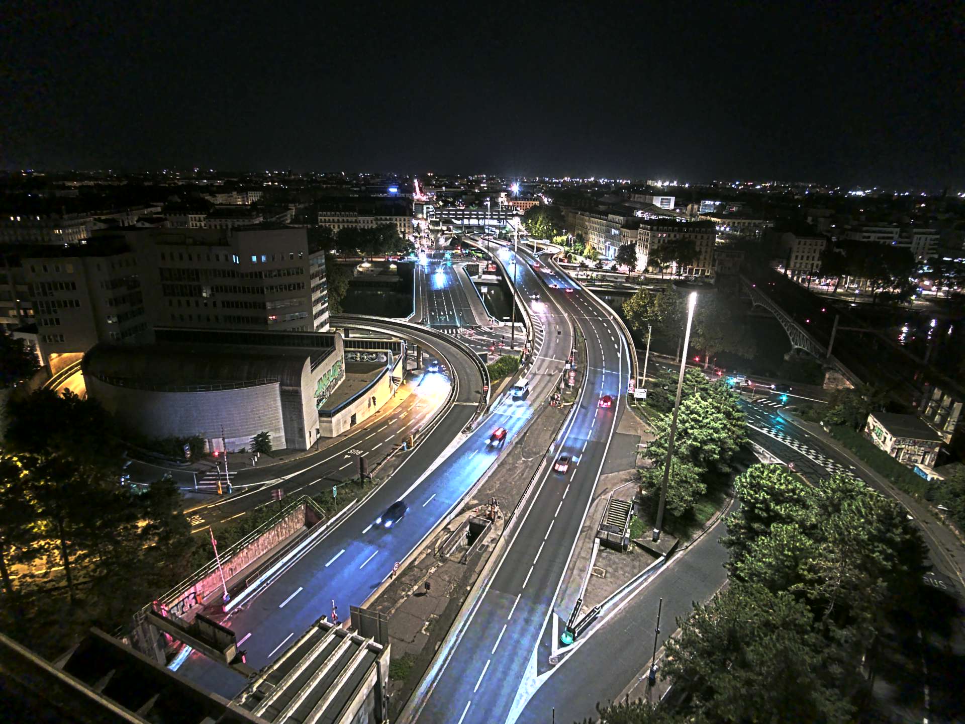 Caméra autoroute à Lyon Perrache à l'entrée Sud du Tunnel sous Fourvière, en direction de Marseille