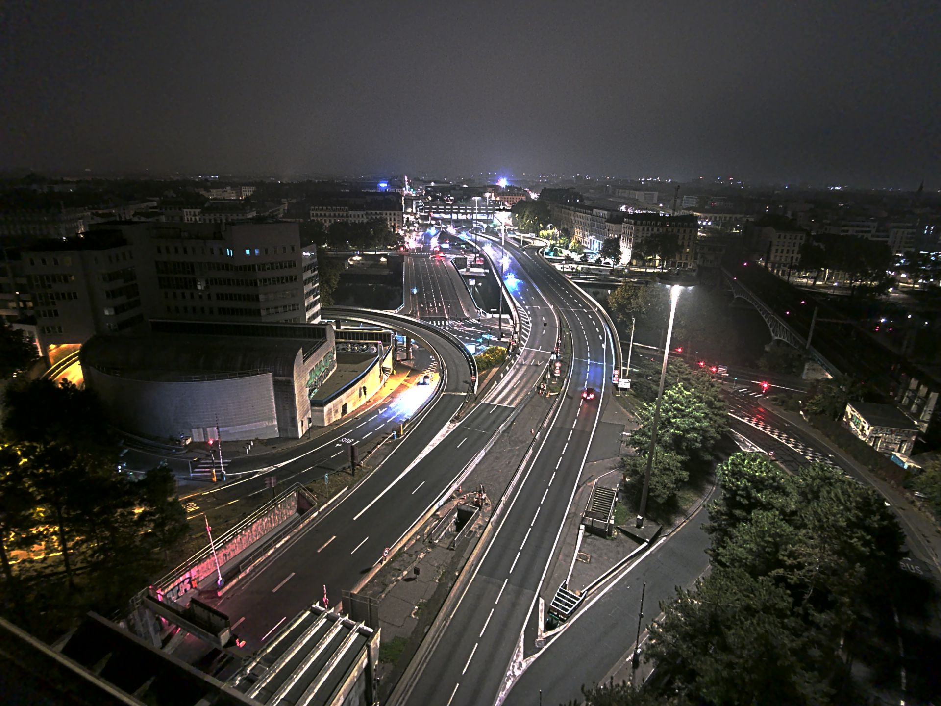 Caméra autoroute à Lyon Perrache à l'entrée Sud du Tunnel sous Fourvière, en direction de Marseille