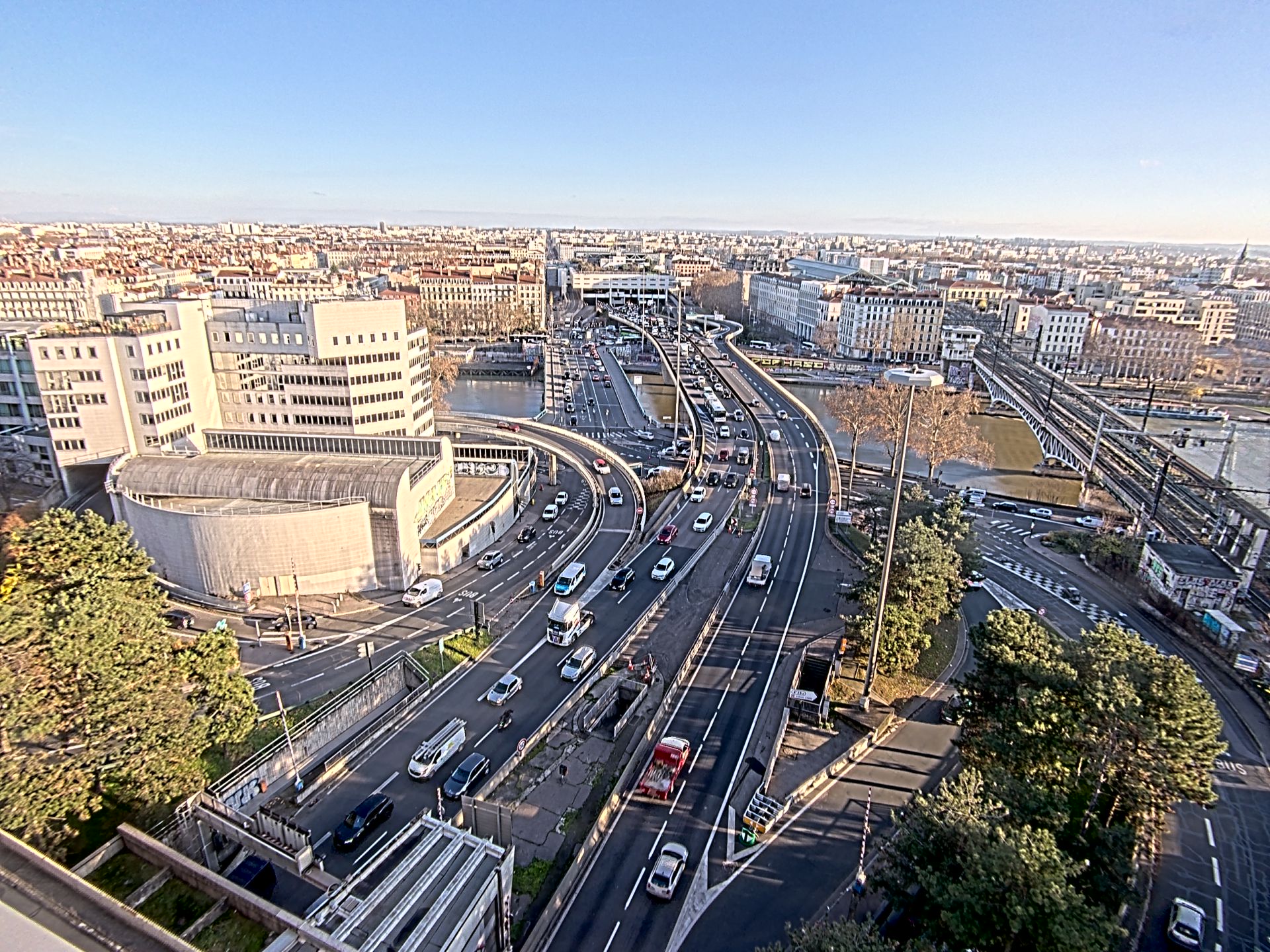 Caméra autoroute à Lyon Perrache à l'entrée Sud du Tunnel sous Fourvière, en direction de Marseille