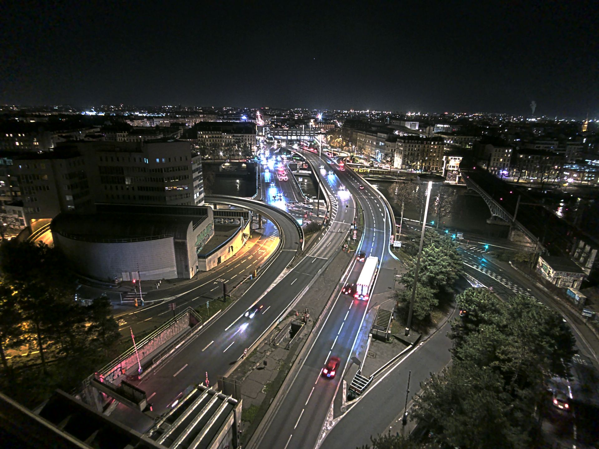 Caméra autoroute à Lyon Perrache à l'entrée Sud du Tunnel sous Fourvière, en direction de Marseille