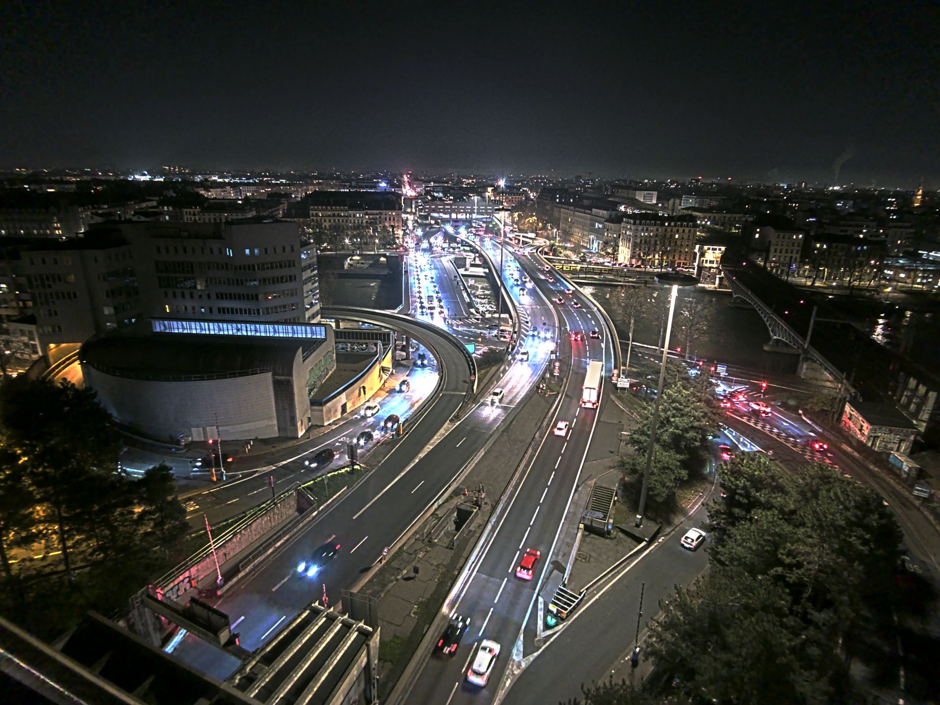Caméra autoroute à Lyon Perrache à l'entrée Sud du Tunnel sous Fourvière, en direction de Marseille