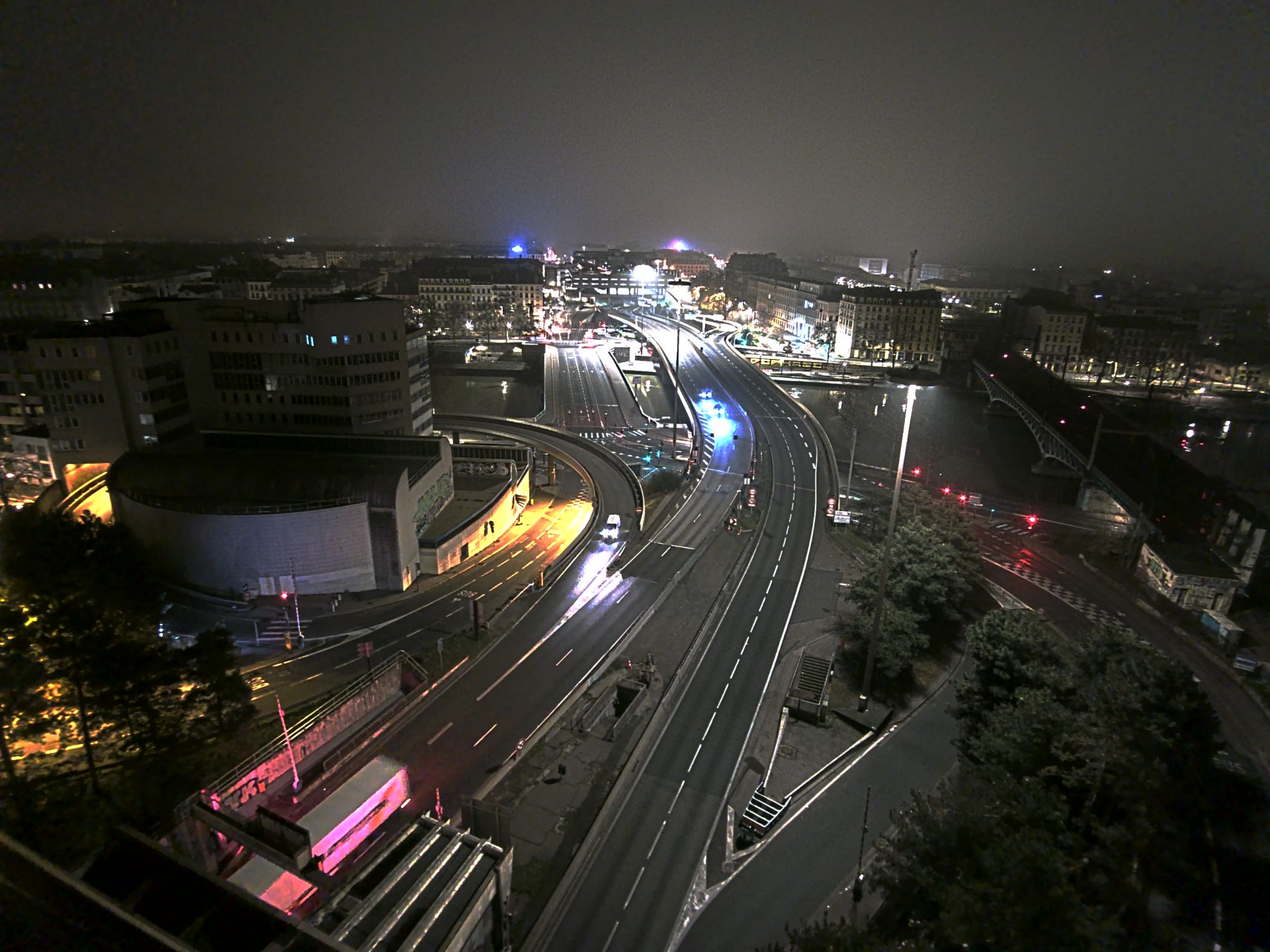 Caméra autoroute à Lyon Perrache à l'entrée Sud du Tunnel sous Fourvière, en direction de Marseille