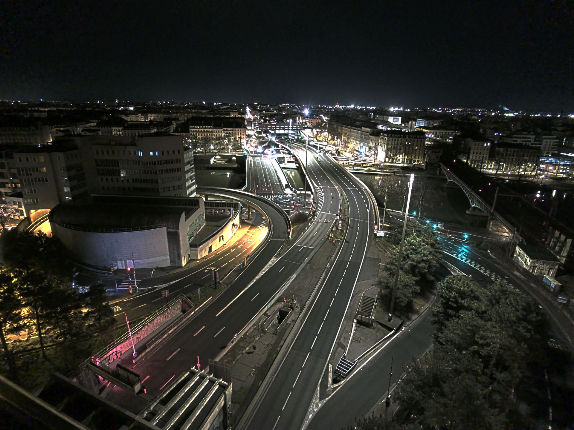 Caméra autoroute à Lyon Perrache à l'entrée Sud du Tunnel sous Fourvière, en direction de Marseille