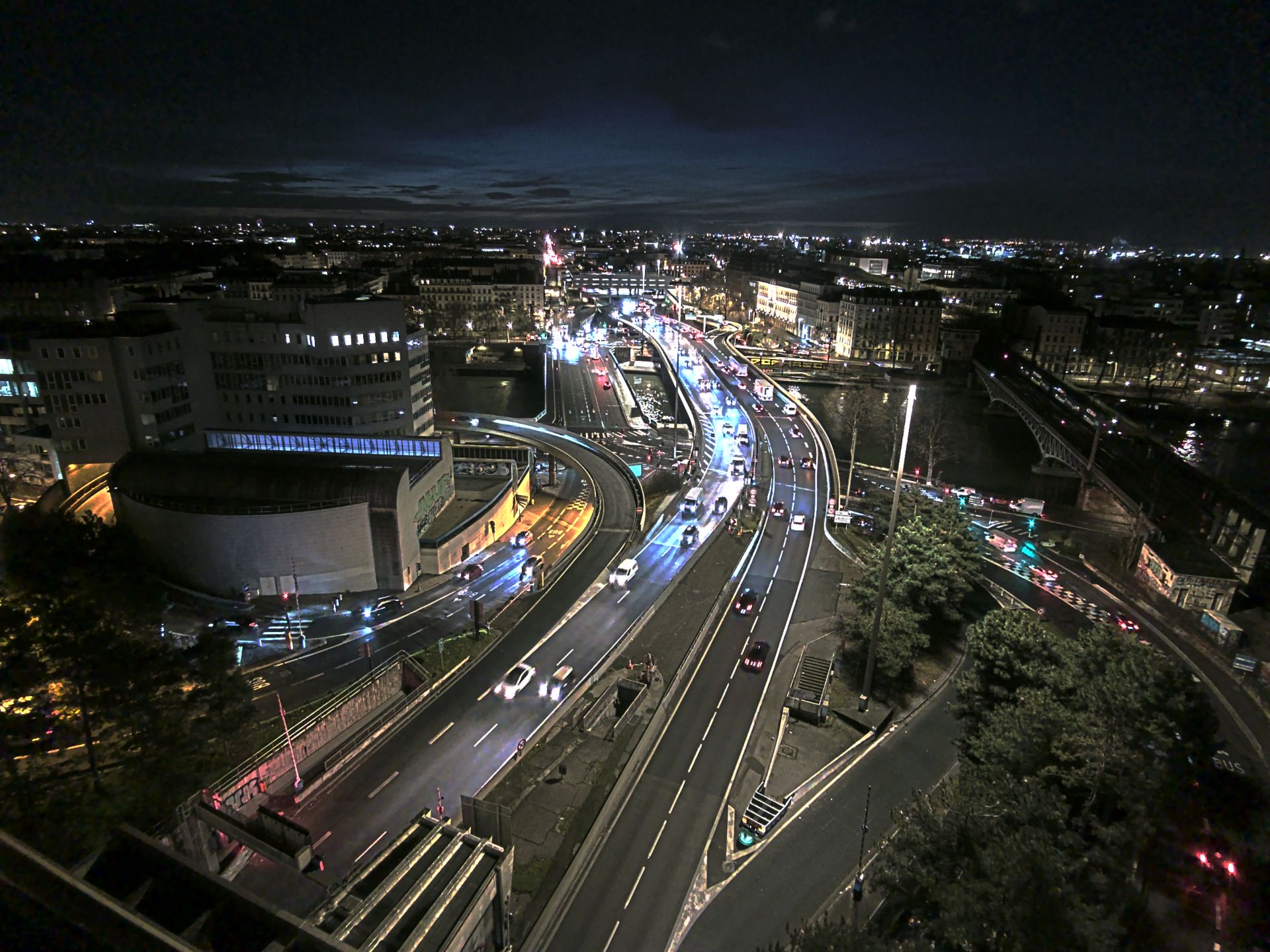 Caméra autoroute à Lyon Perrache à l'entrée Sud du Tunnel sous Fourvière, en direction de Marseille