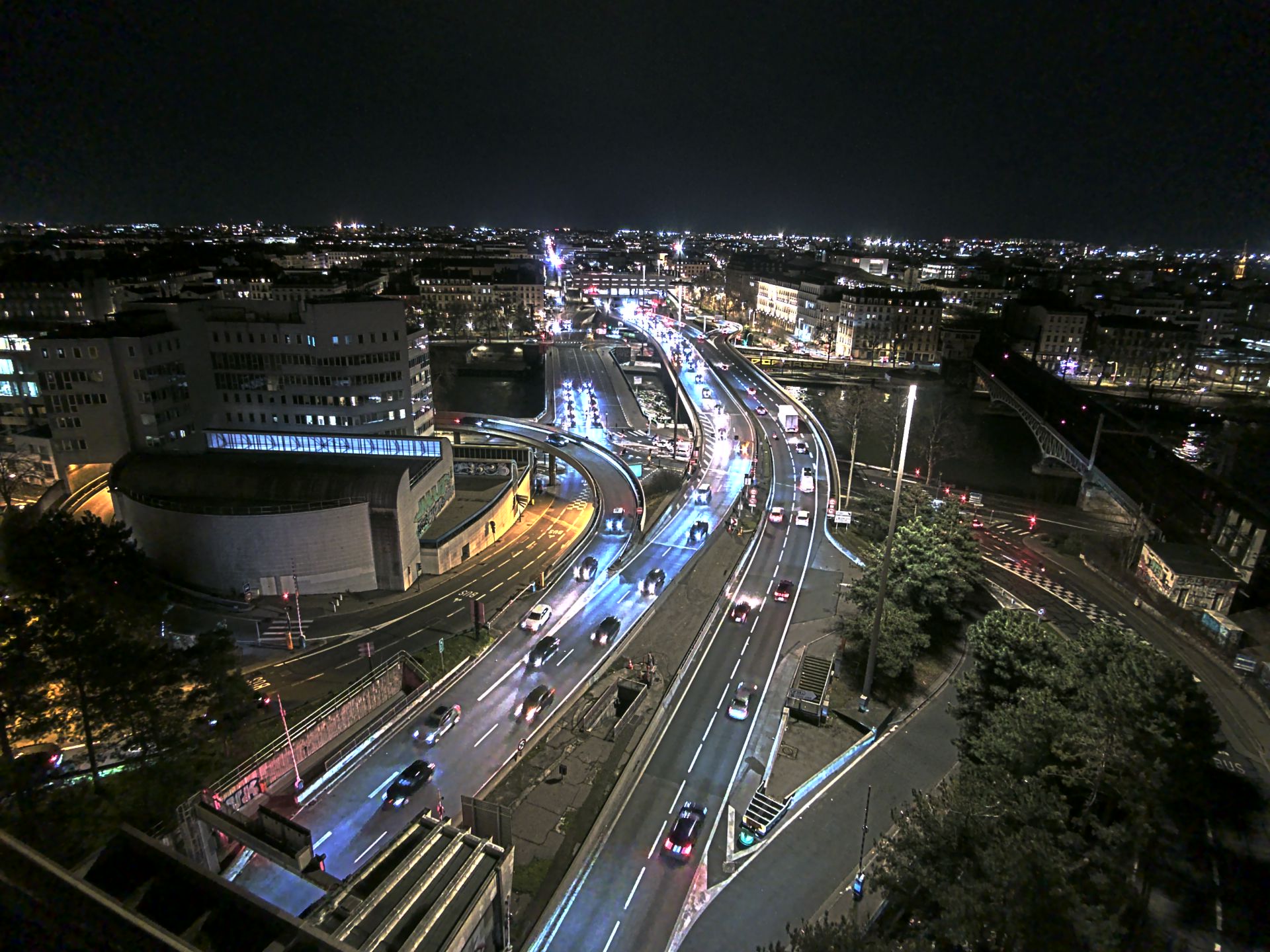 Caméra autoroute à Lyon Perrache à l'entrée Sud du Tunnel sous Fourvière, en direction de Marseille