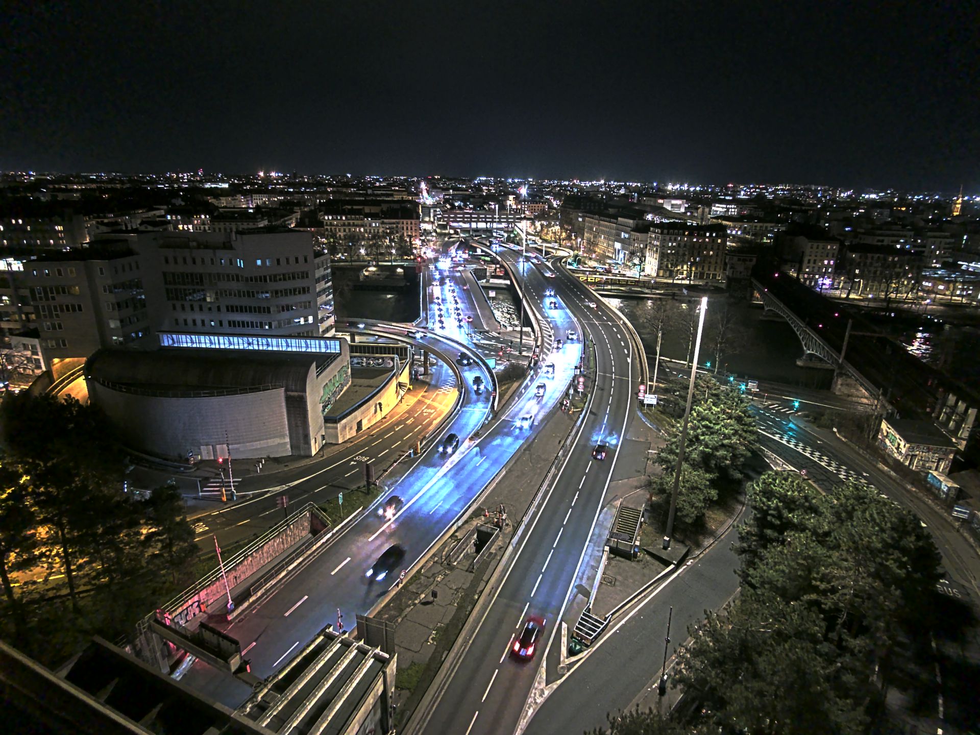 Caméra autoroute à Lyon Perrache à l'entrée Sud du Tunnel sous Fourvière, en direction de Marseille