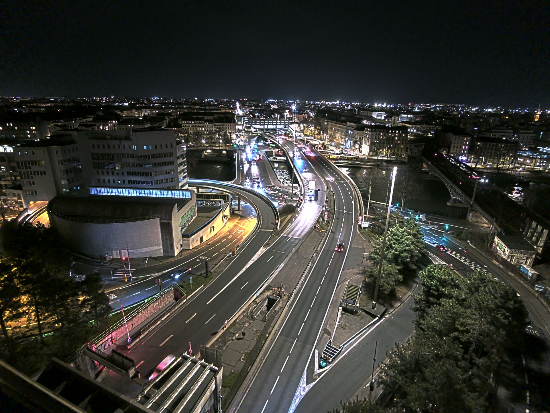 Caméra autoroute à Lyon Perrache à l'entrée Sud du Tunnel sous Fourvière, en direction de Marseille