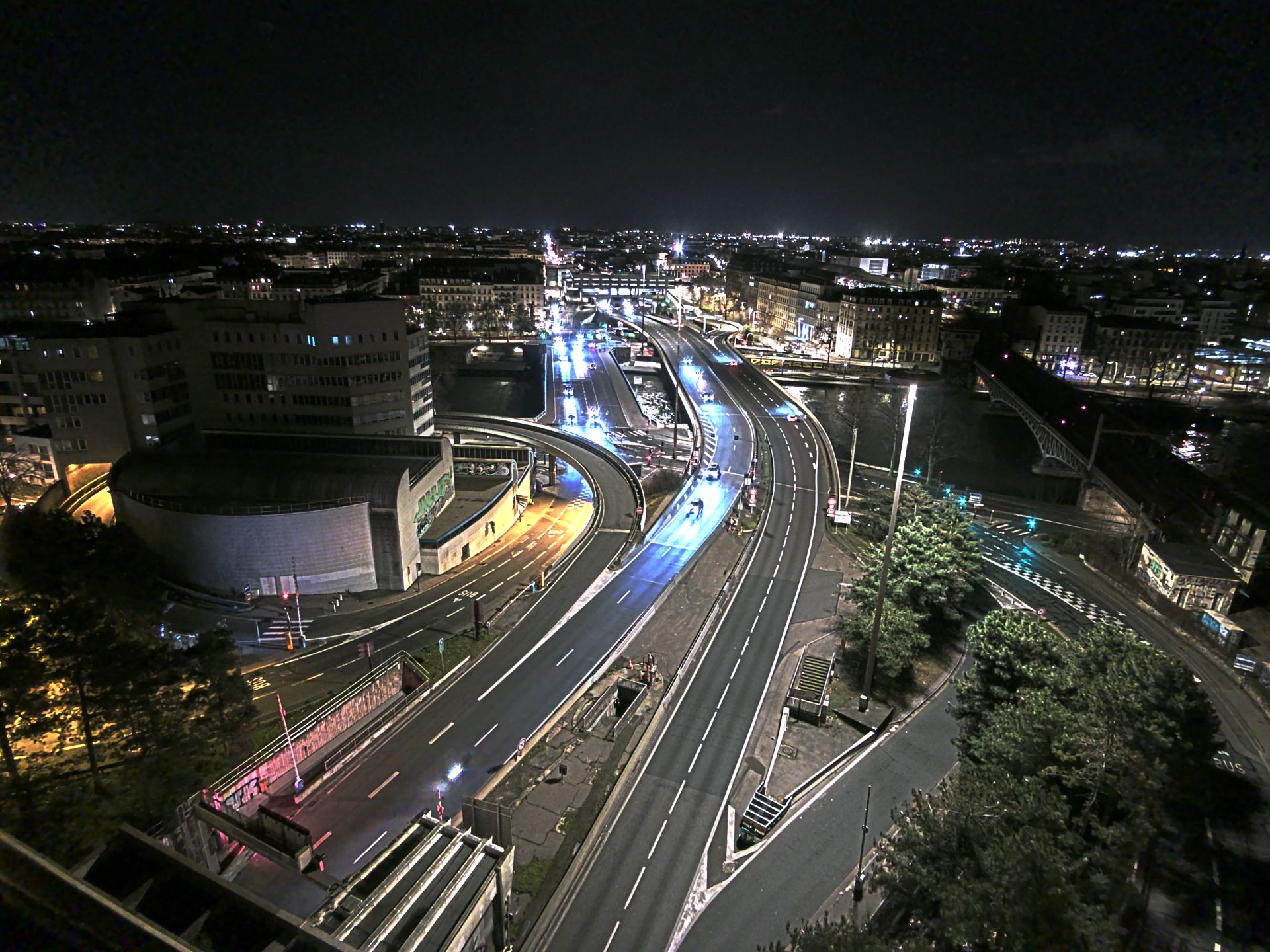 Caméra autoroute à Lyon Perrache à l'entrée Sud du Tunnel sous Fourvière, en direction de Marseille