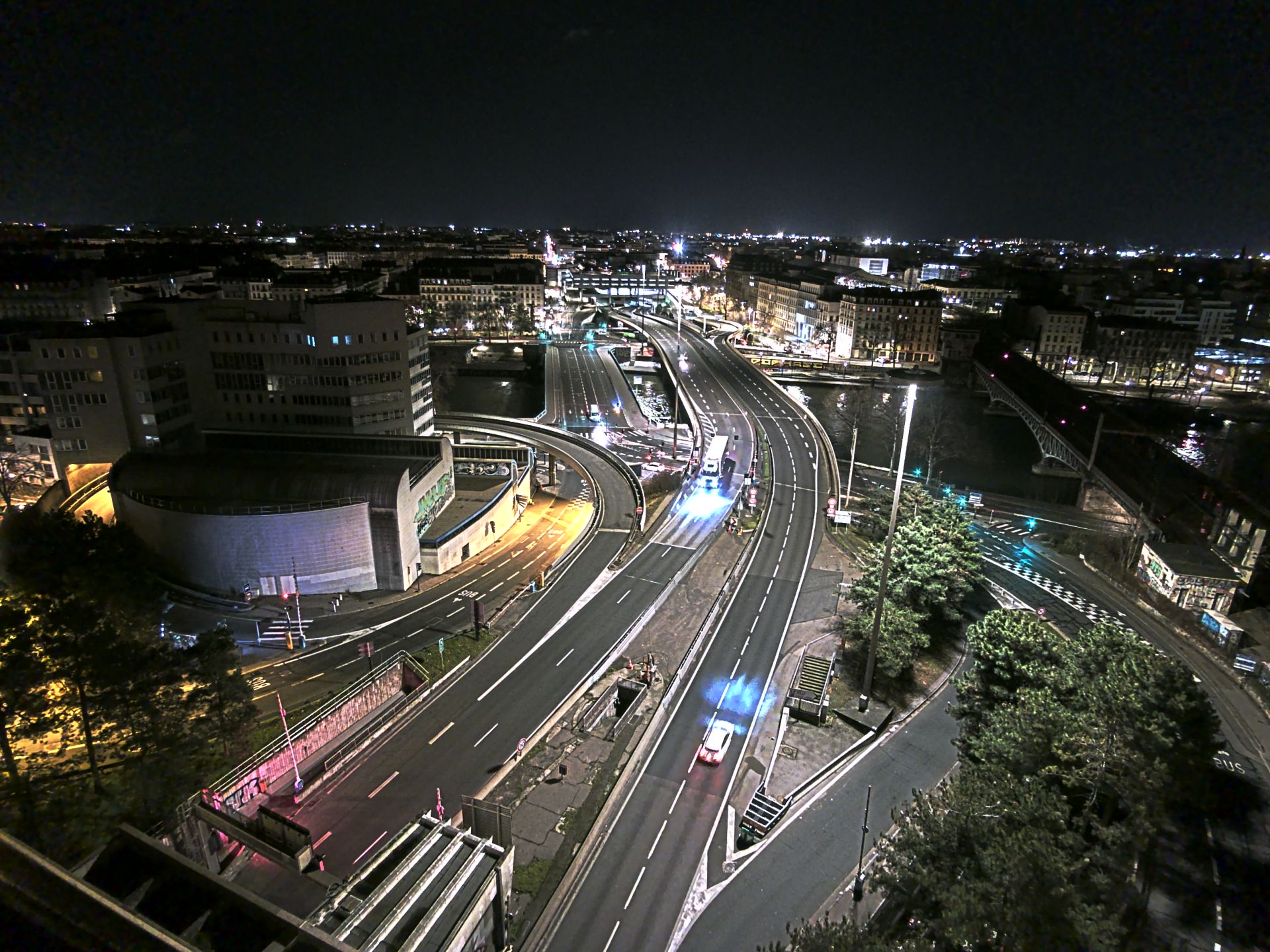 Caméra autoroute à Lyon Perrache à l'entrée Sud du Tunnel sous Fourvière, en direction de Marseille