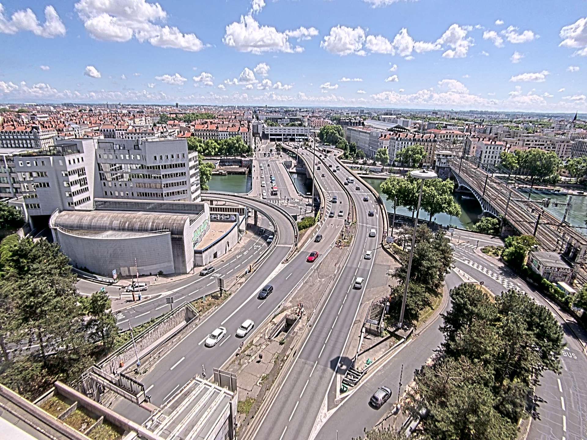 Caméra autoroute à Lyon Perrache à l'entrée Sud du Tunnel sous Fourvière, en direction de Marseille
