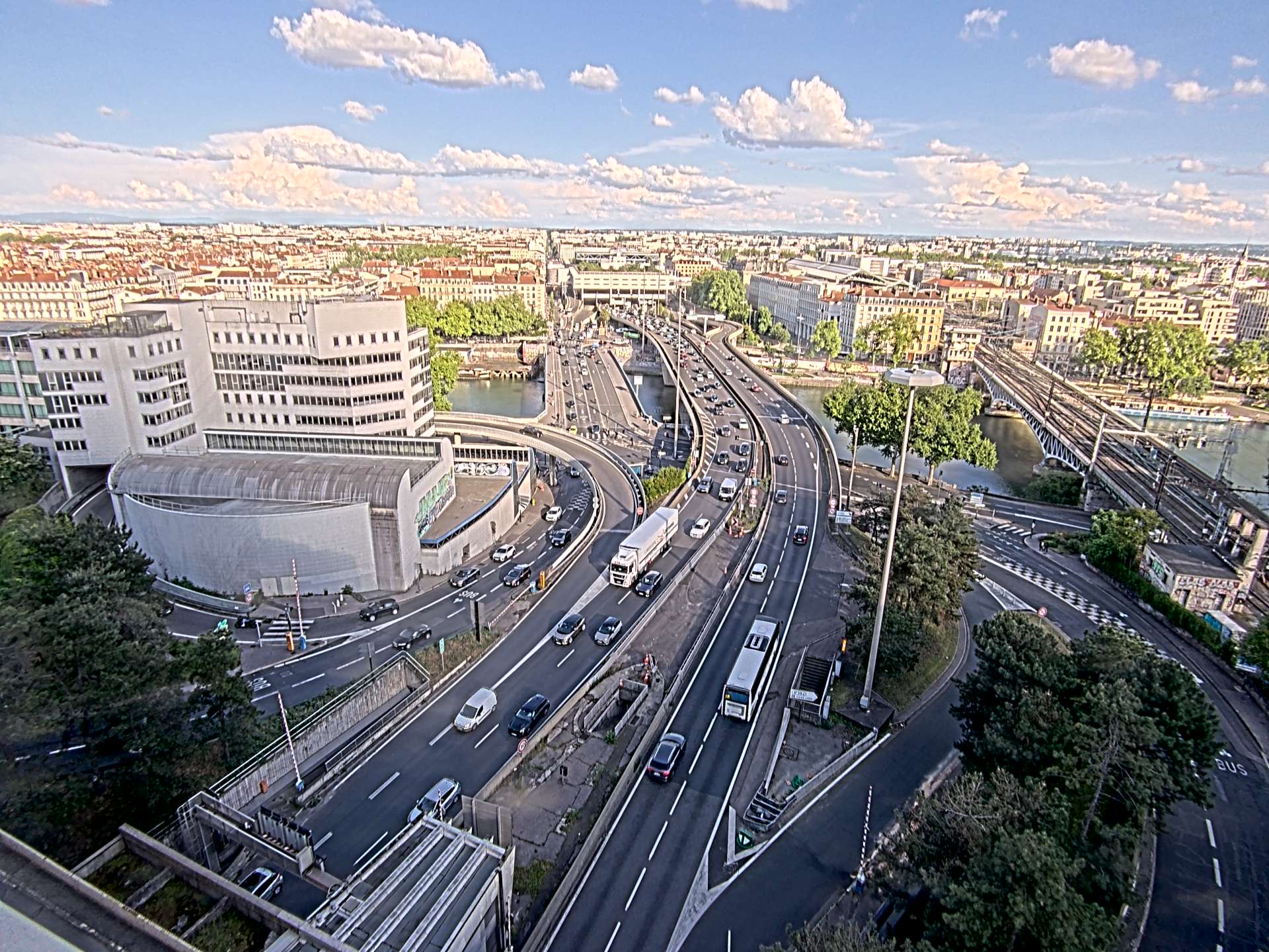 Caméra autoroute à Lyon Perrache à l'entrée Sud du Tunnel sous Fourvière, en direction de Marseille