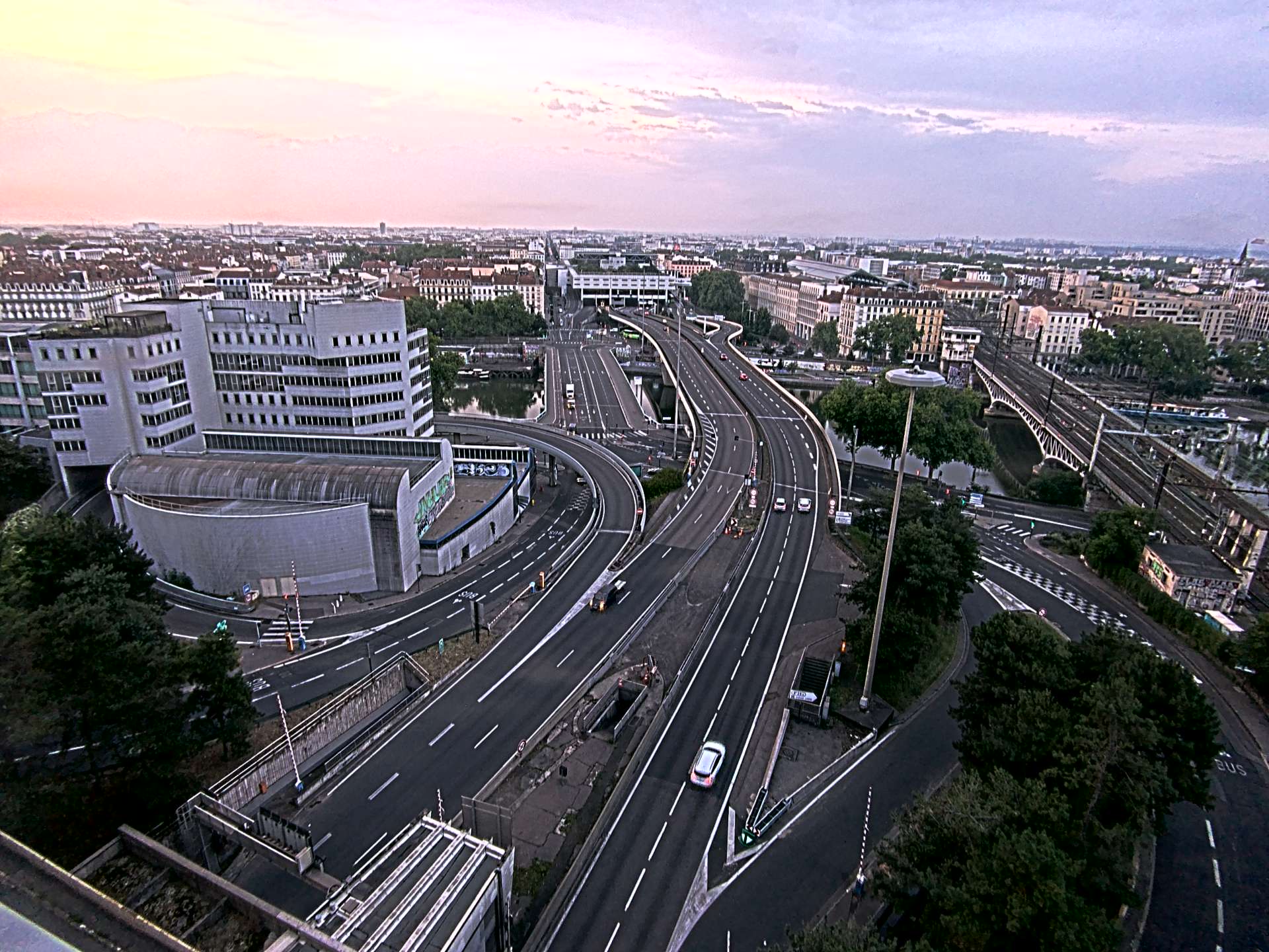 Caméra autoroute à Lyon Perrache à l'entrée Sud du Tunnel sous Fourvière, en direction de Marseille
