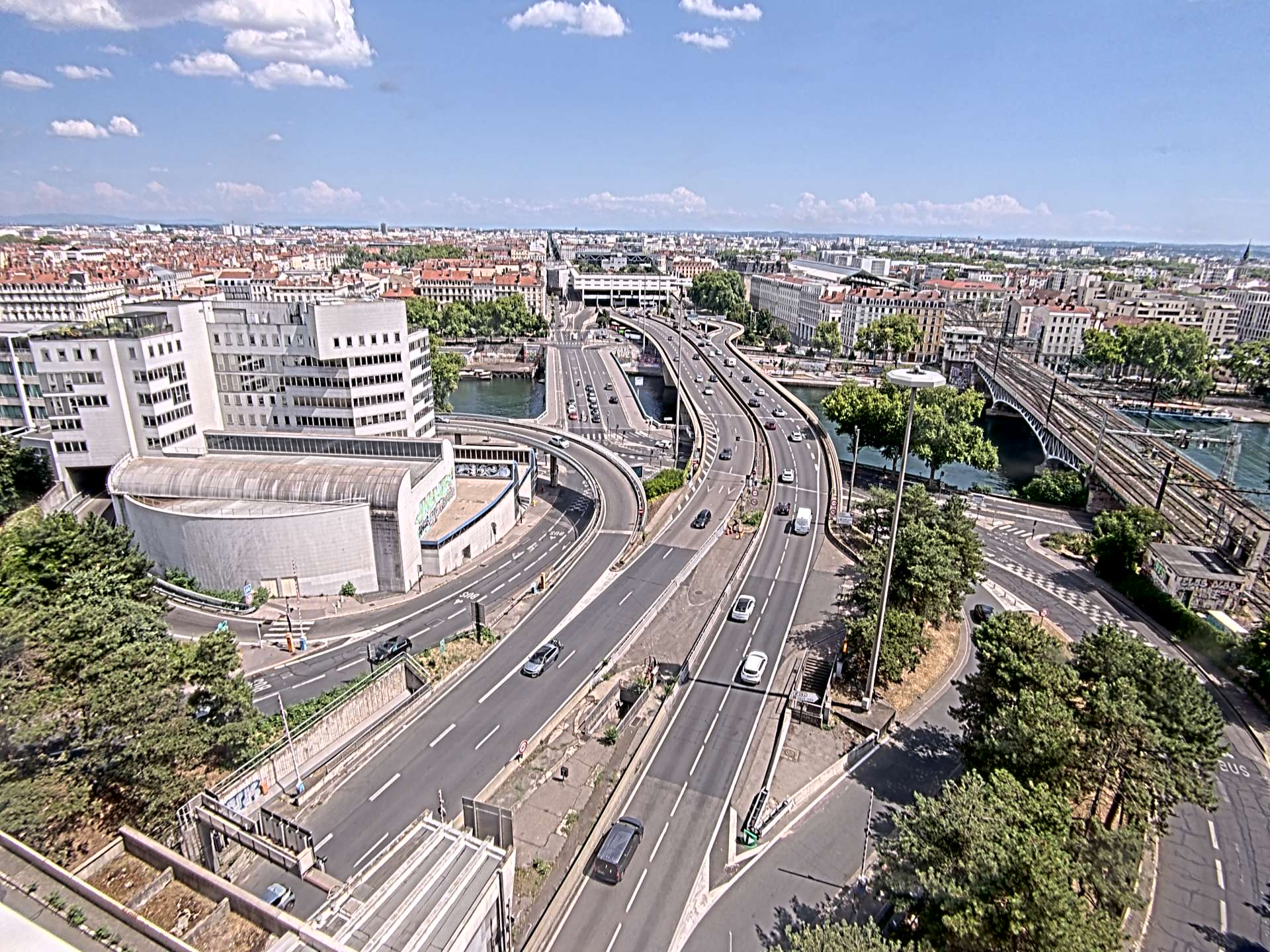Caméra autoroute à Lyon Perrache à l'entrée Sud du Tunnel sous Fourvière, en direction de Marseille