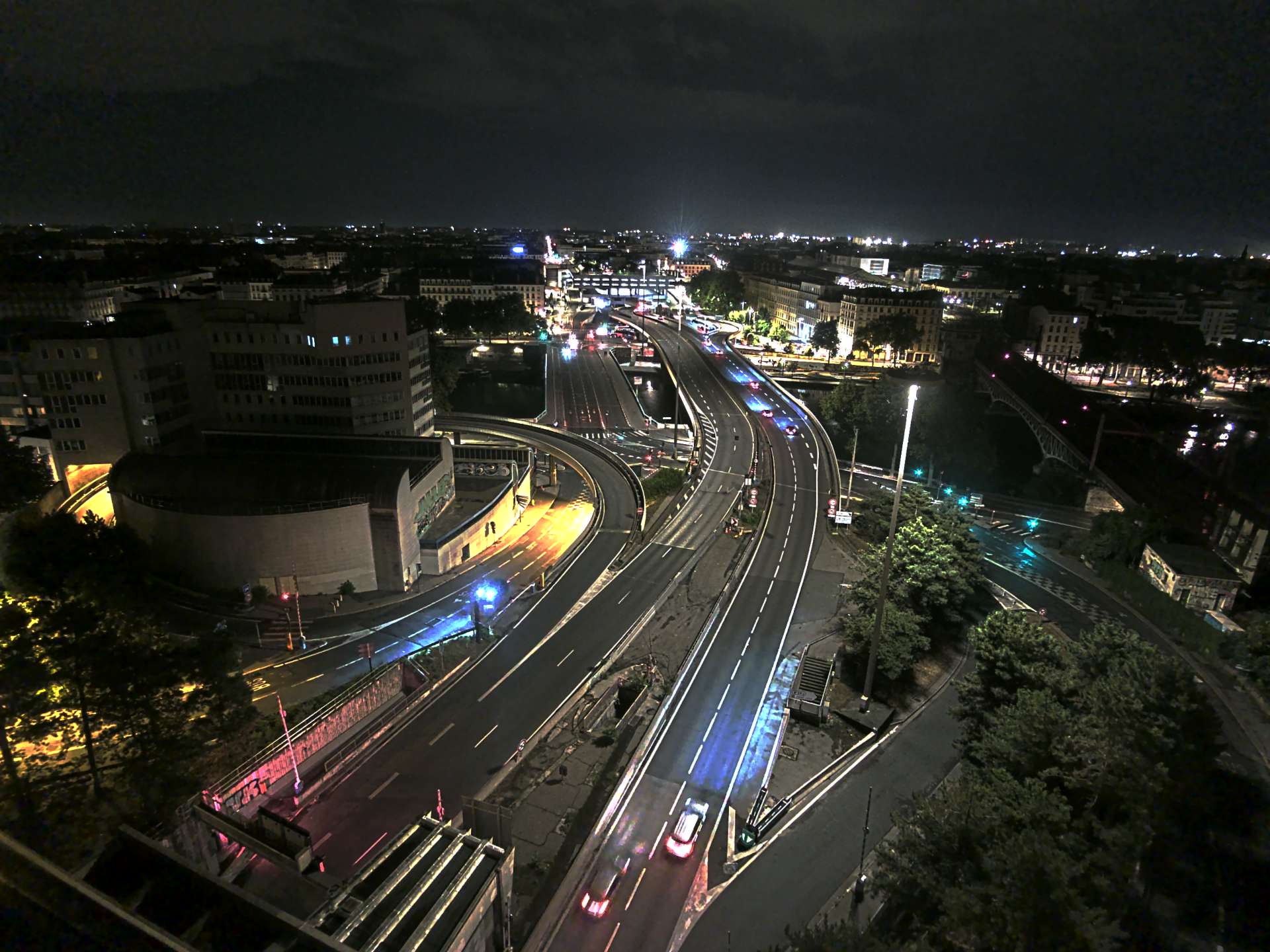 Caméra autoroute à Lyon Perrache à l'entrée Sud du Tunnel sous Fourvière, en direction de Marseille