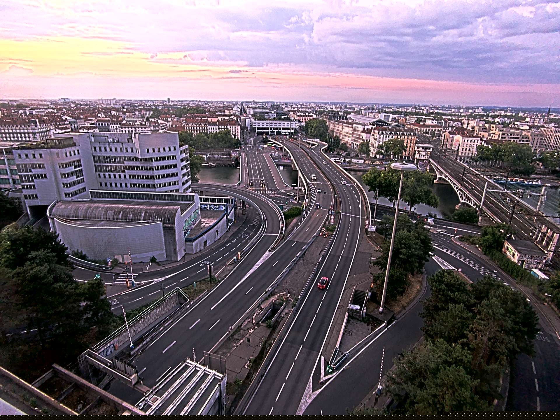 Caméra autoroute à Lyon Perrache à l'entrée Sud du Tunnel sous Fourvière, en direction de Marseille