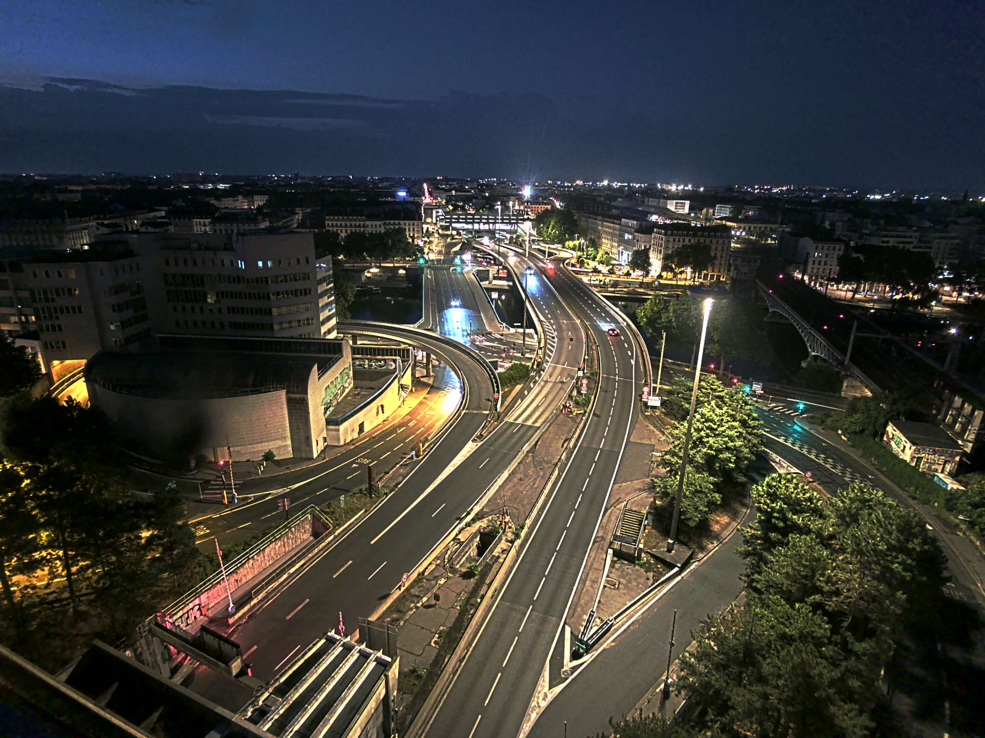 Caméra autoroute à Lyon Perrache à l'entrée Sud du Tunnel sous Fourvière, en direction de Marseille