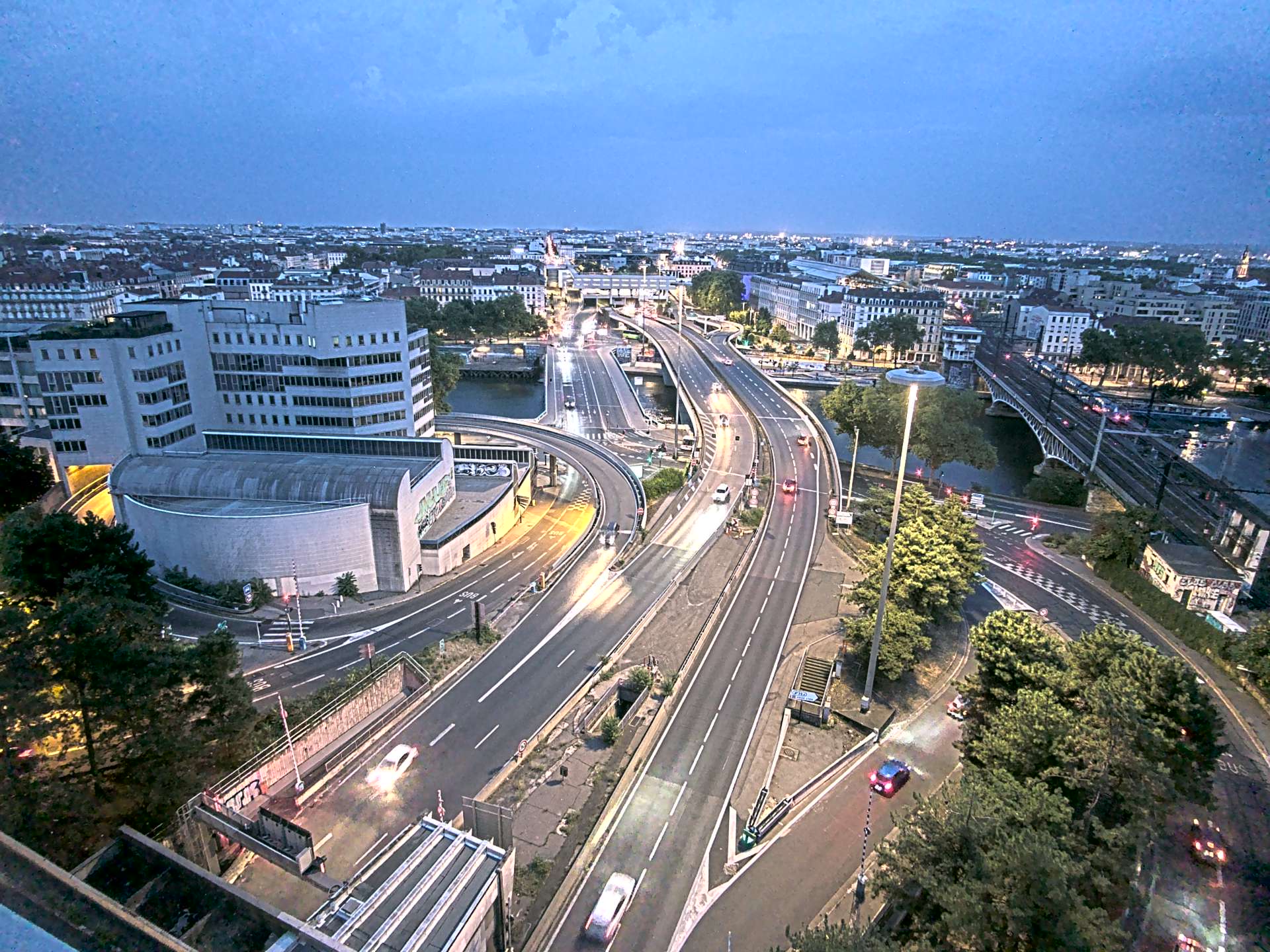Caméra autoroute à Lyon Perrache à l'entrée Sud du Tunnel sous Fourvière, en direction de Marseille