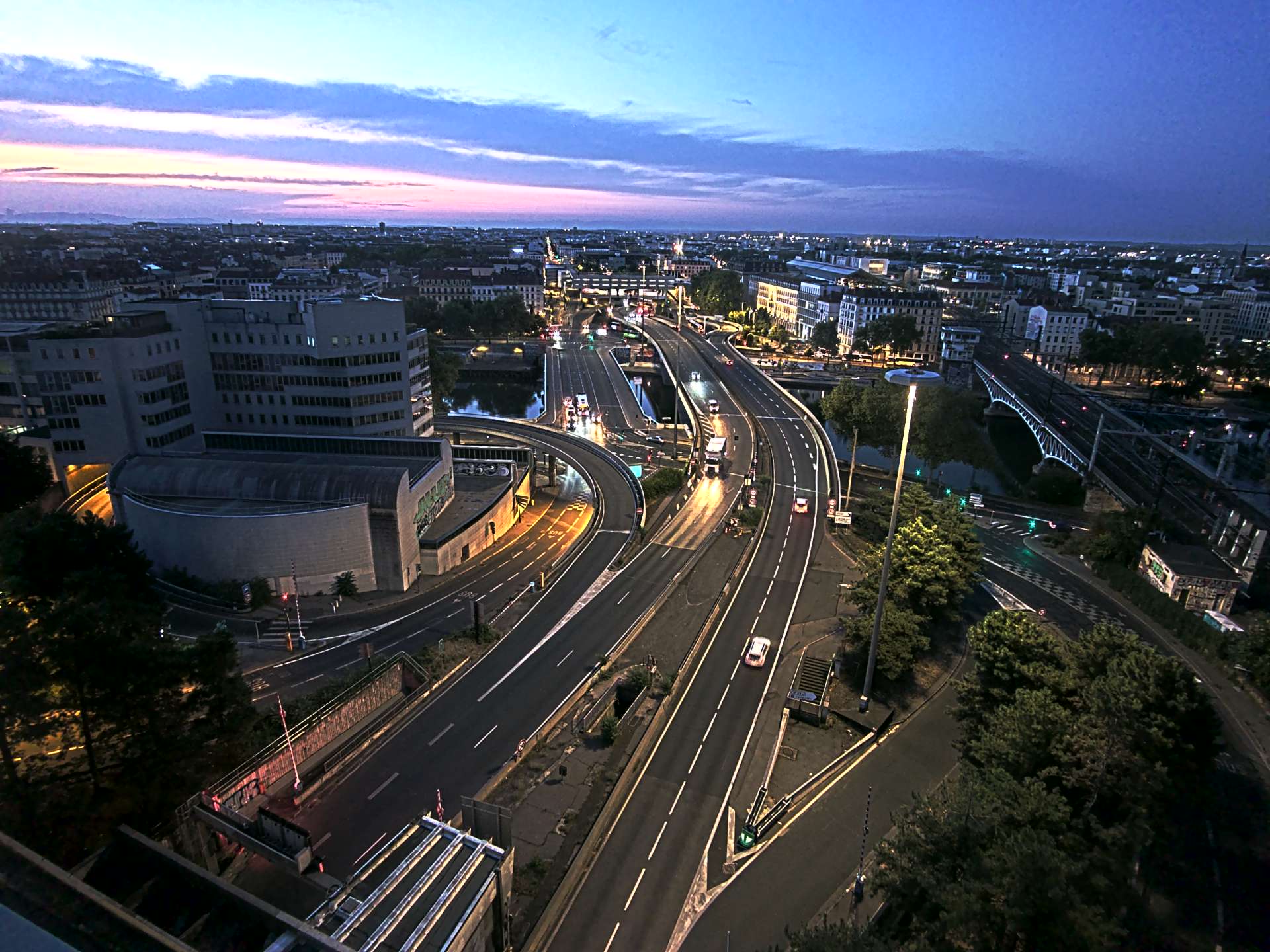Caméra autoroute à Lyon Perrache à l'entrée Sud du Tunnel sous Fourvière, en direction de Marseille