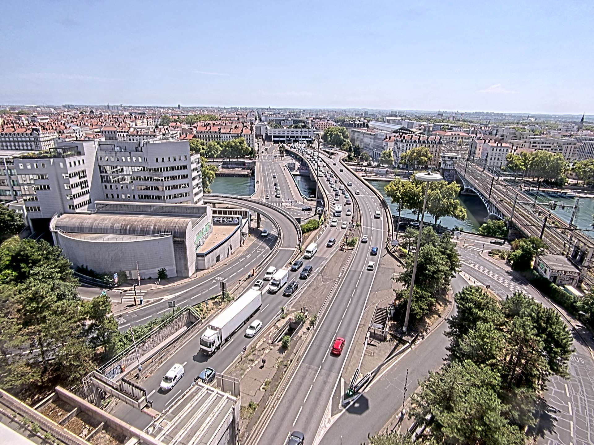 Caméra autoroute à Lyon Perrache à l'entrée Sud du Tunnel sous Fourvière, en direction de Marseille