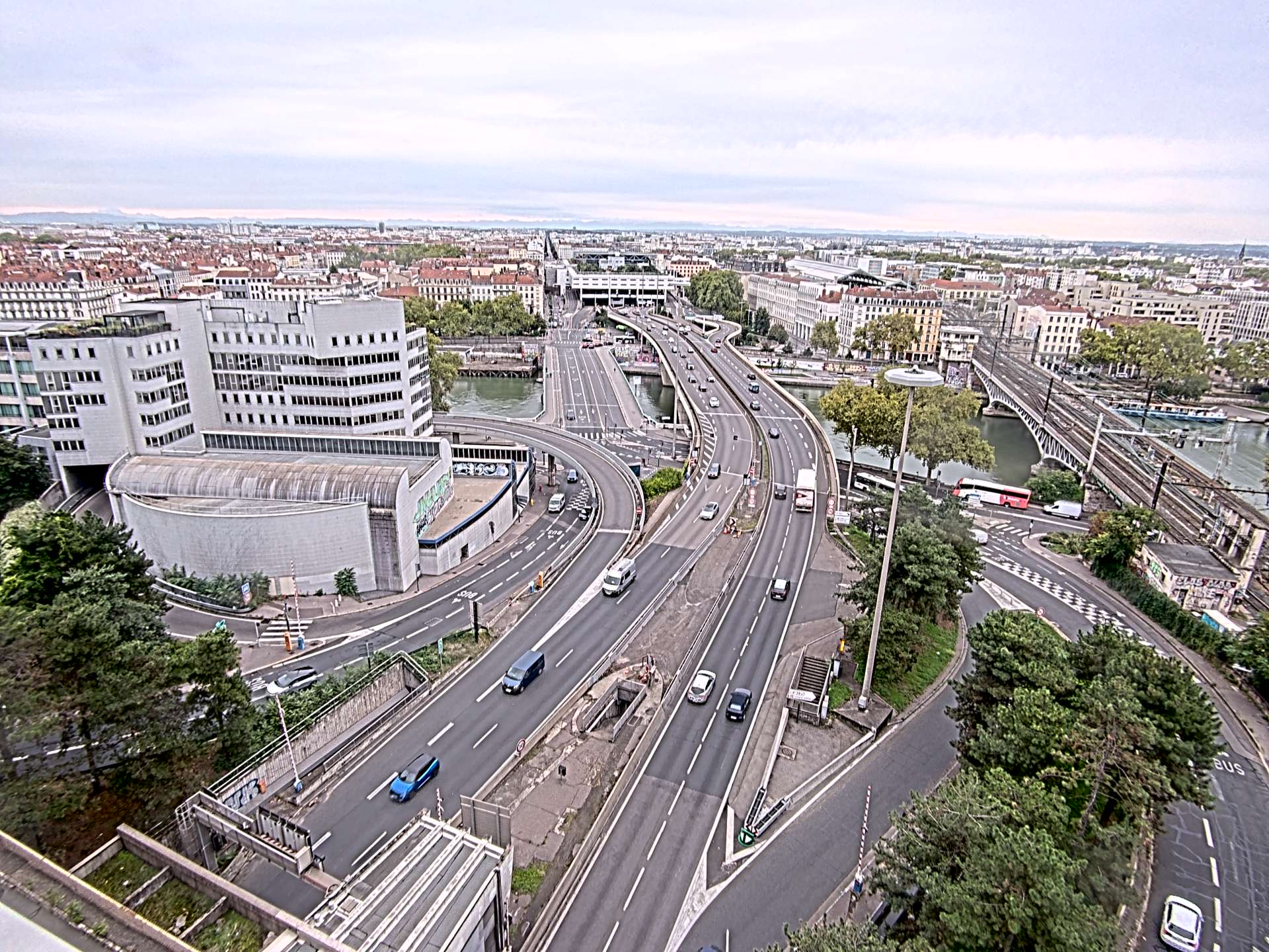 Caméra autoroute à Lyon Perrache à l'entrée Sud du Tunnel sous Fourvière, en direction de Marseille