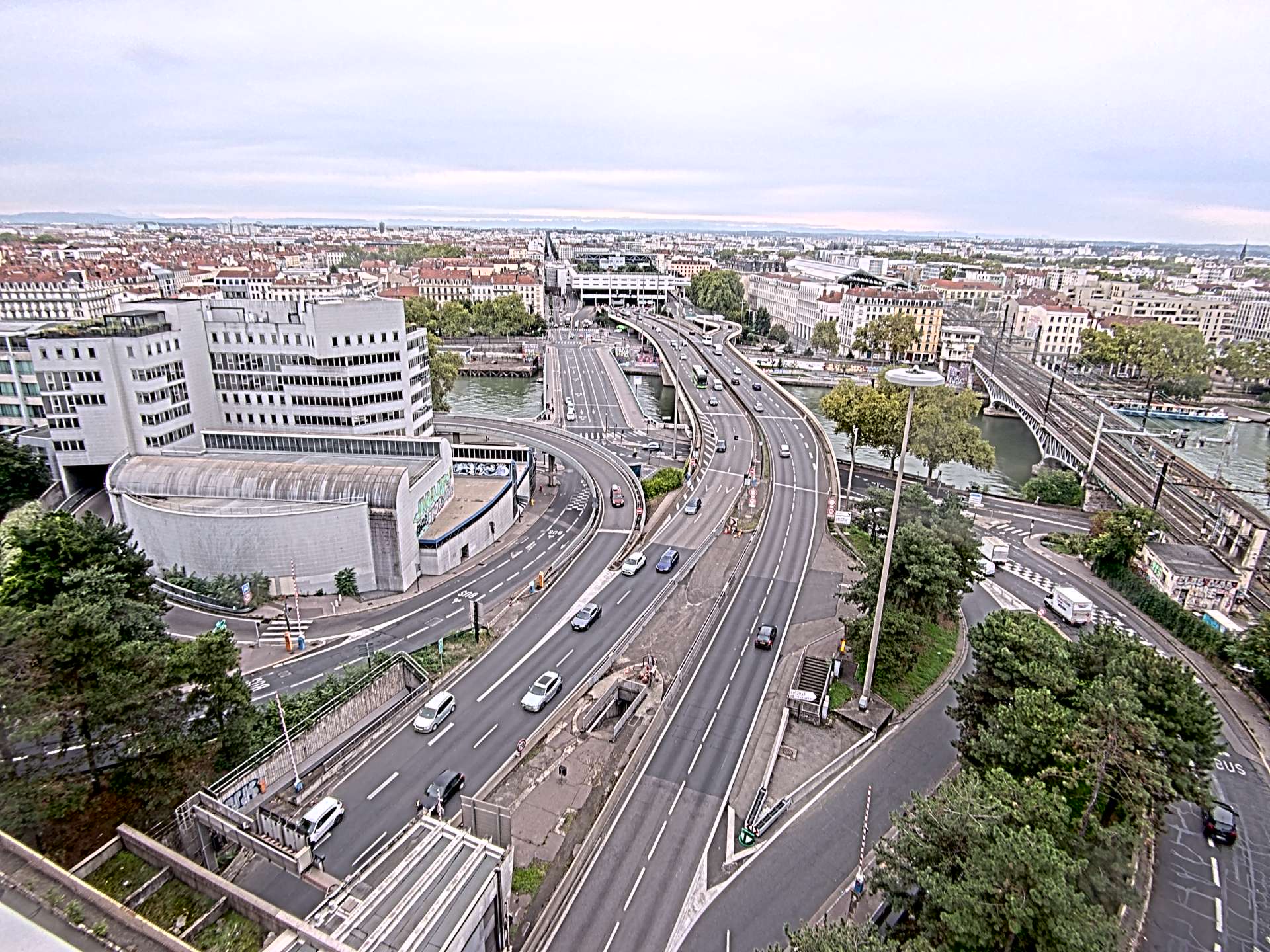 Caméra autoroute à Lyon Perrache à l'entrée Sud du Tunnel sous Fourvière, en direction de Marseille