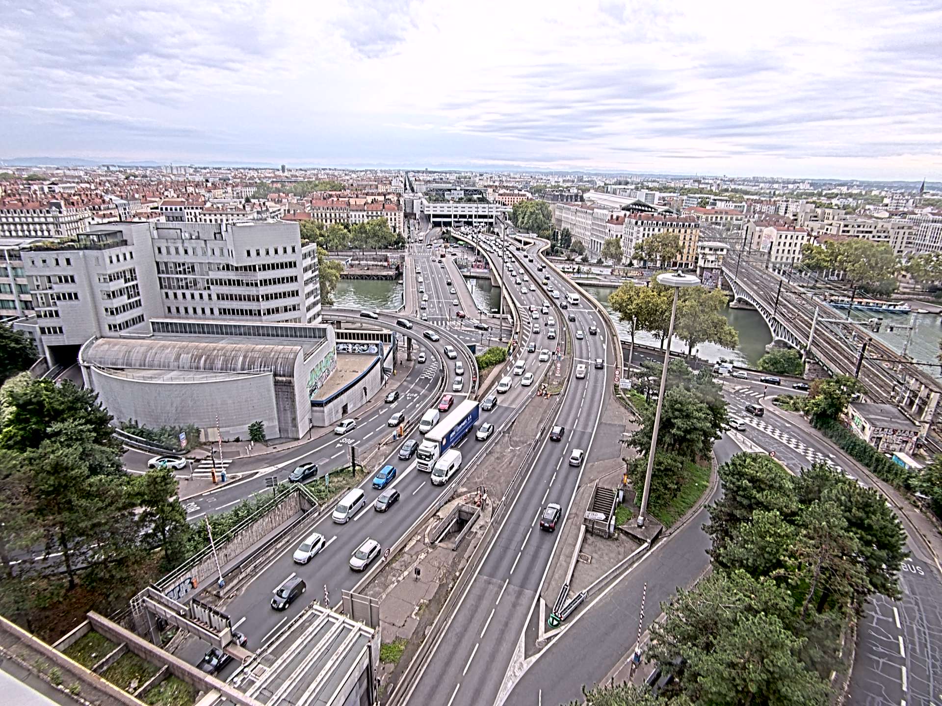 Caméra autoroute à Lyon Perrache à l'entrée Sud du Tunnel sous Fourvière, en direction de Marseille