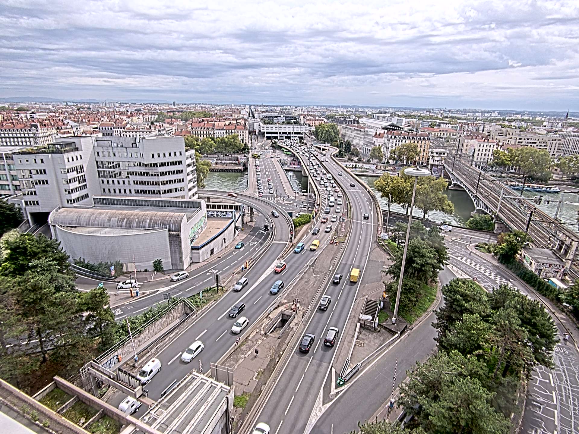 Caméra autoroute à Lyon Perrache à l'entrée Sud du Tunnel sous Fourvière, en direction de Marseille