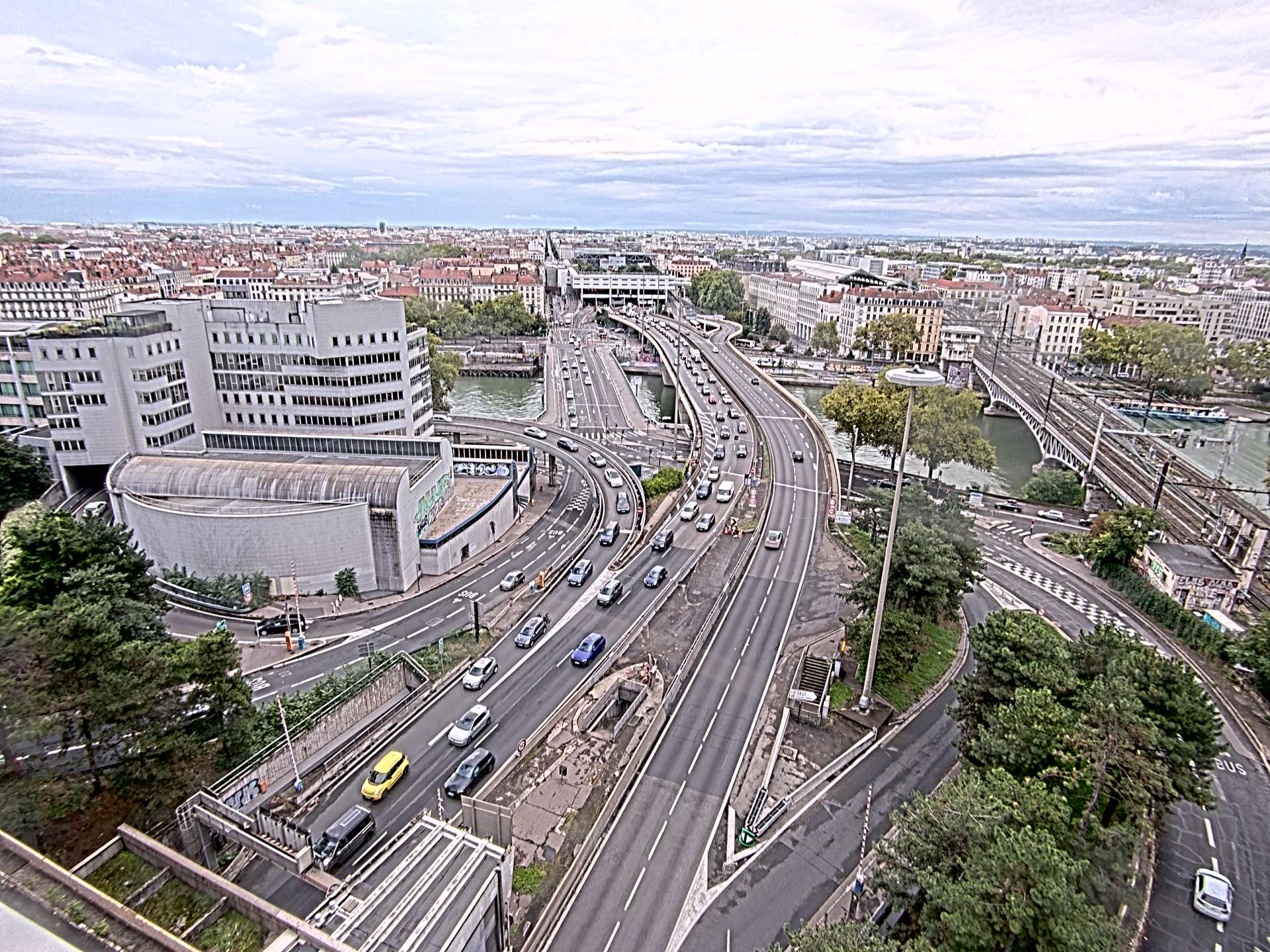 Caméra autoroute à Lyon Perrache à l'entrée Sud du Tunnel sous Fourvière, en direction de Marseille