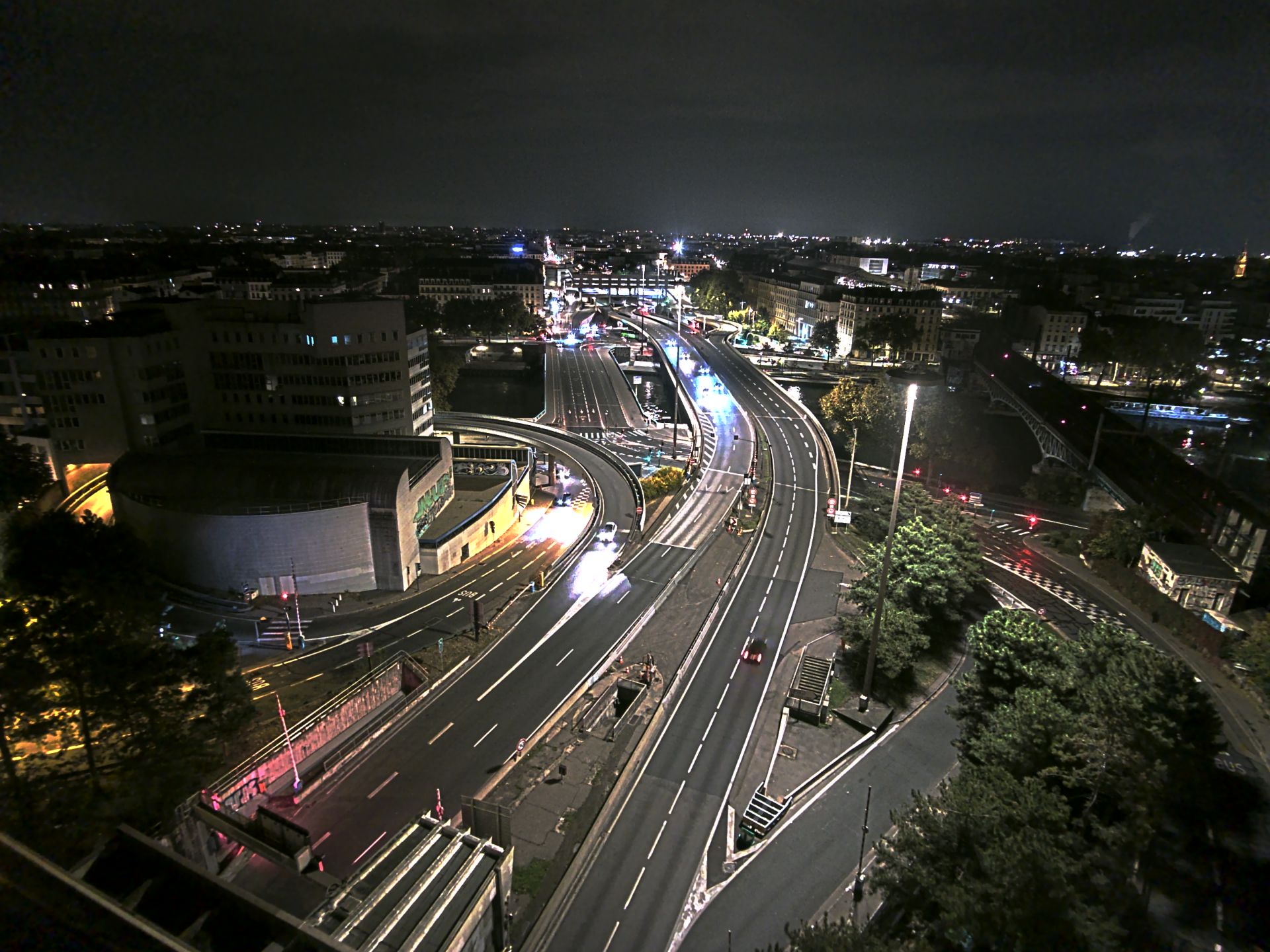 Caméra autoroute à Lyon Perrache à l'entrée Sud du Tunnel sous Fourvière, en direction de Marseille
