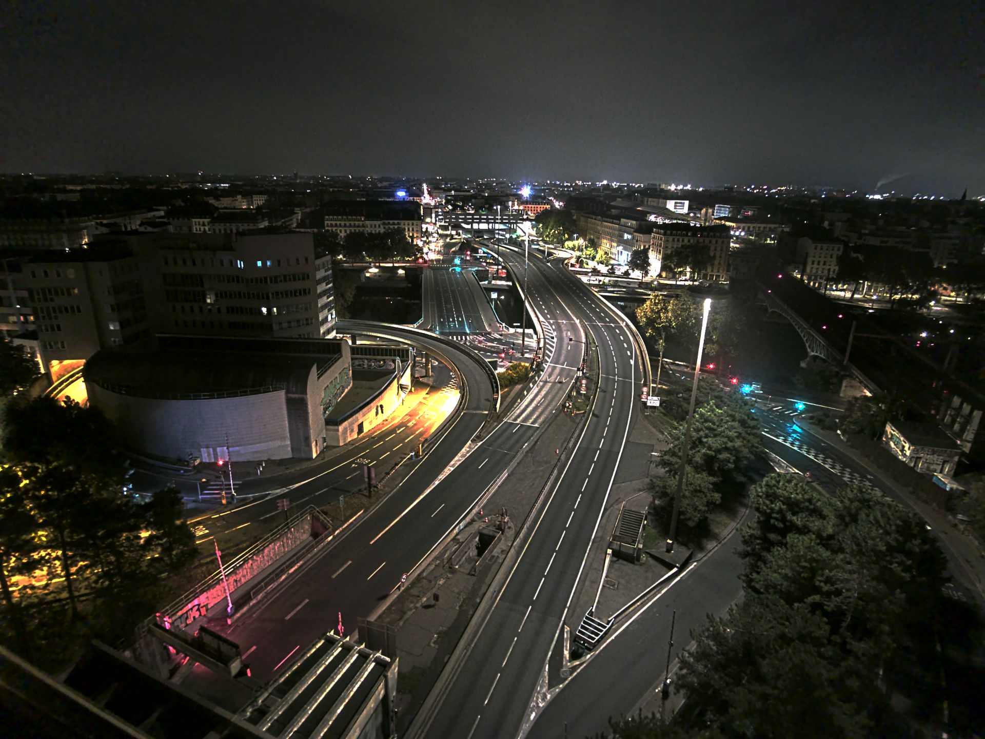 Caméra autoroute à Lyon Perrache à l'entrée Sud du Tunnel sous Fourvière, en direction de Marseille