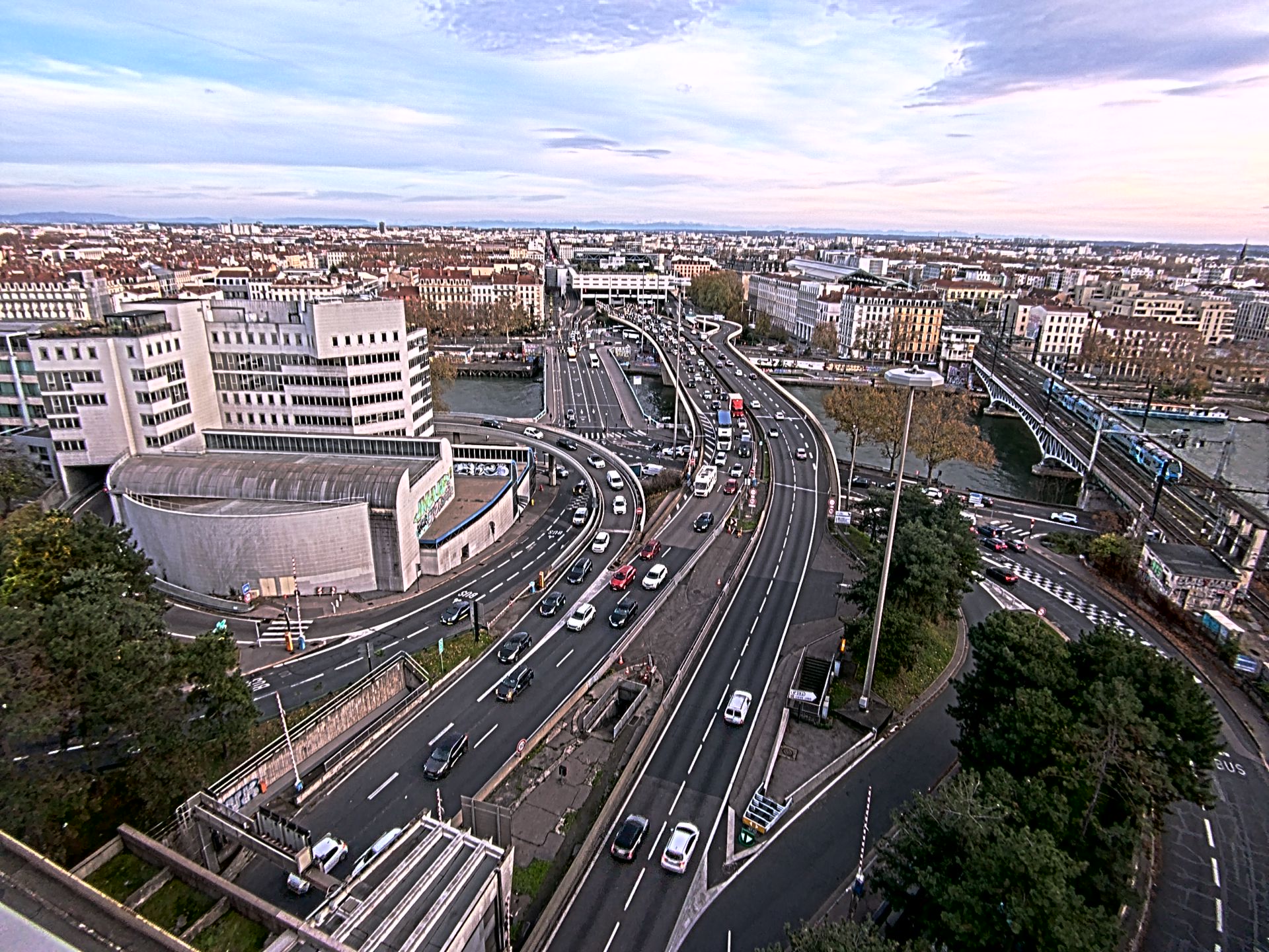 Caméra autoroute à Lyon Perrache à l'entrée Sud du Tunnel sous Fourvière, en direction de Marseille