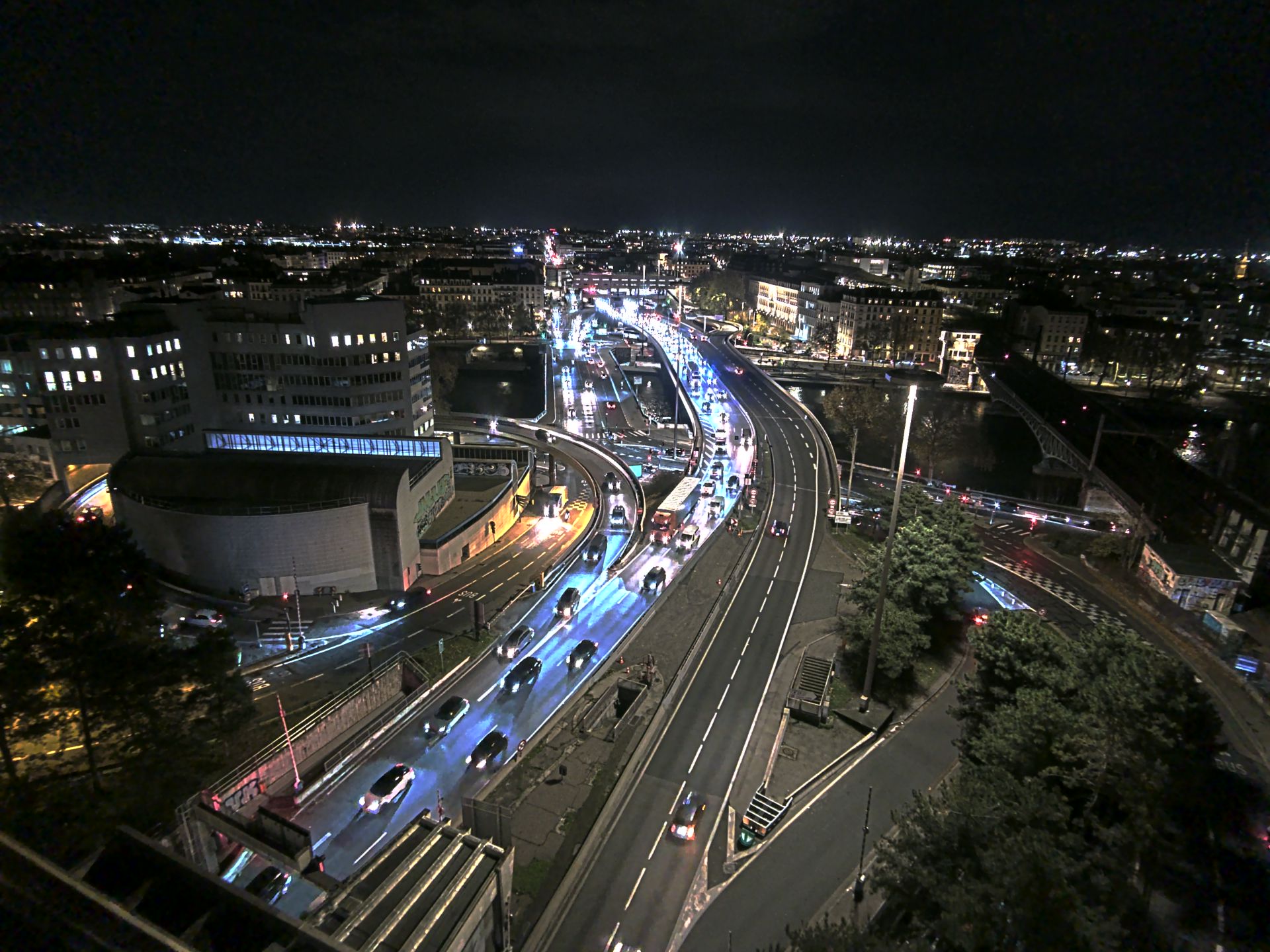 Caméra autoroute à Lyon Perrache à l'entrée Sud du Tunnel sous Fourvière, en direction de Marseille