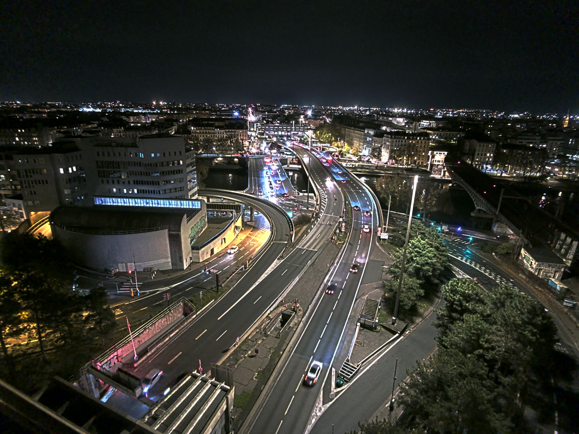 Caméra autoroute à Lyon Perrache à l'entrée Sud du Tunnel sous Fourvière, en direction de Marseille