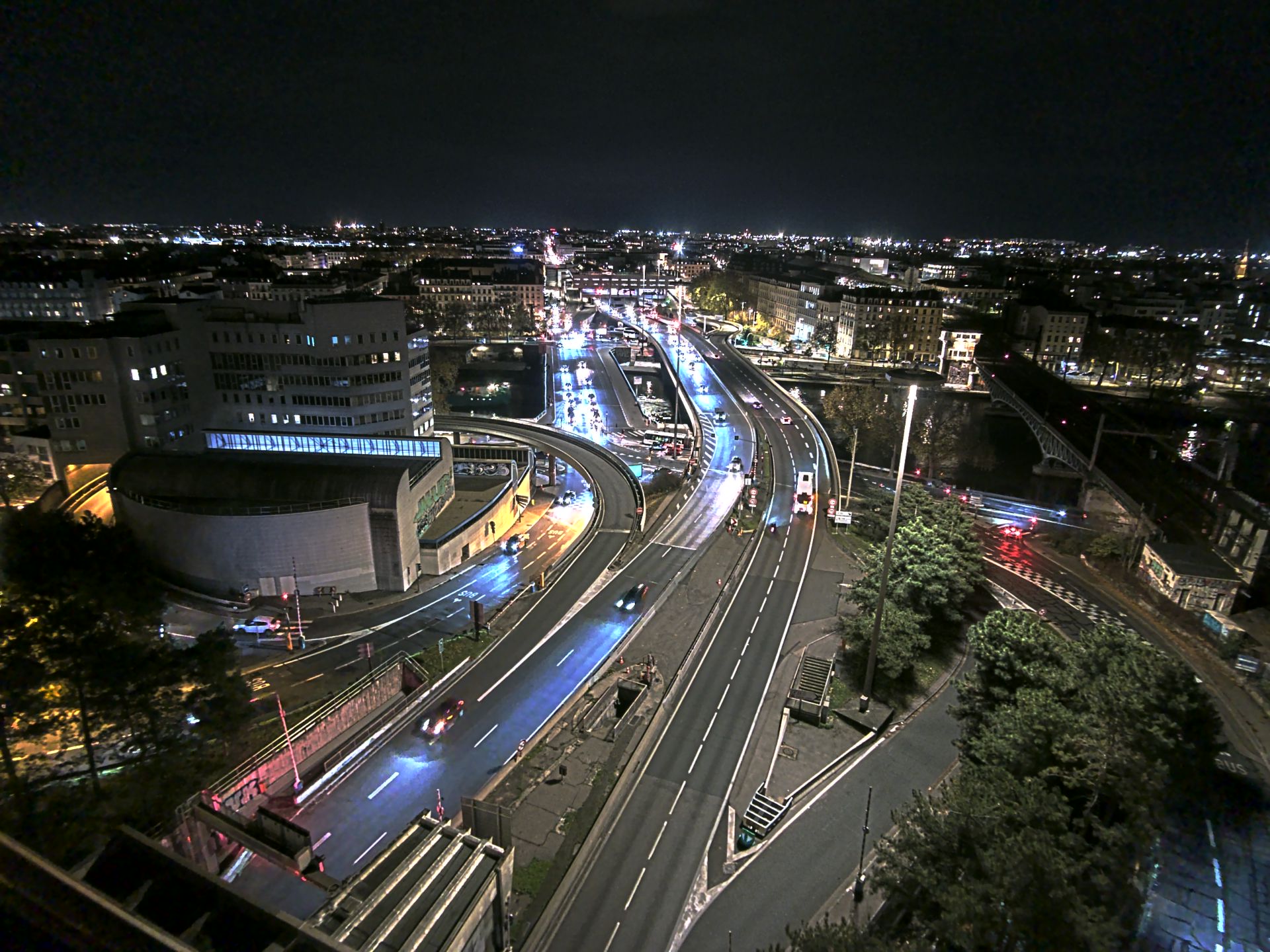 Caméra autoroute à Lyon Perrache à l'entrée Sud du Tunnel sous Fourvière, en direction de Marseille