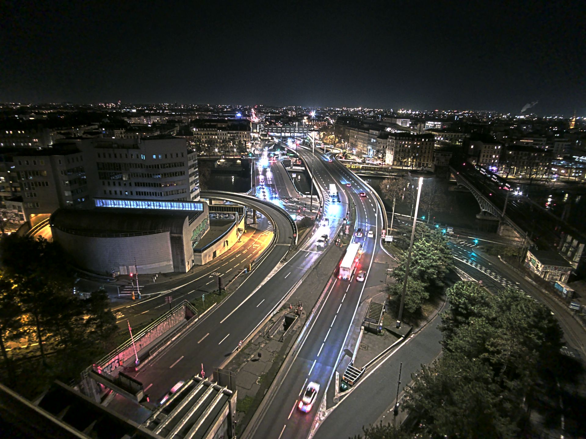 Caméra autoroute à Lyon Perrache à l'entrée Sud du Tunnel sous Fourvière, en direction de Marseille