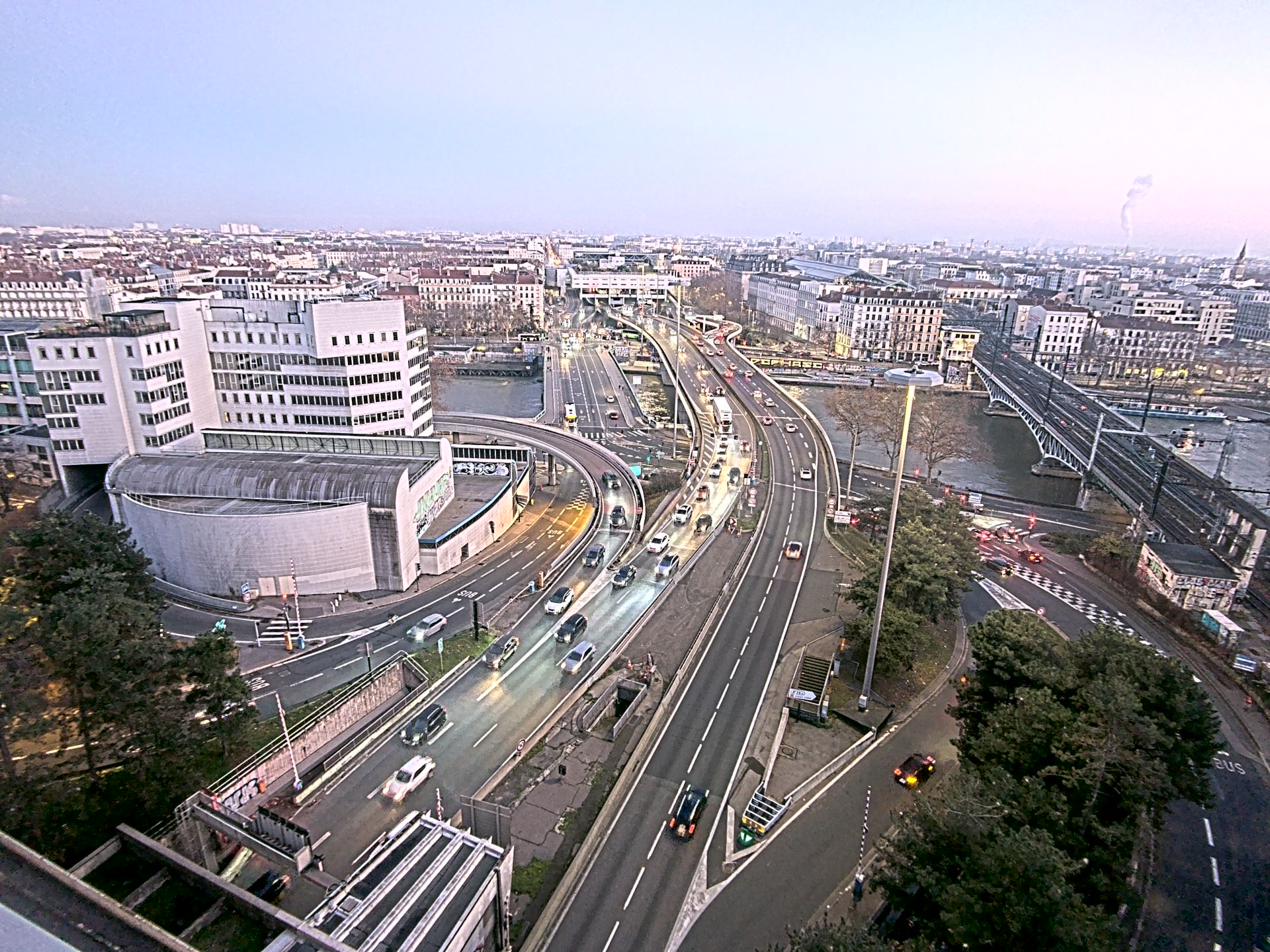 Caméra autoroute à Lyon Perrache à l'entrée Sud du Tunnel sous Fourvière, en direction de Marseille